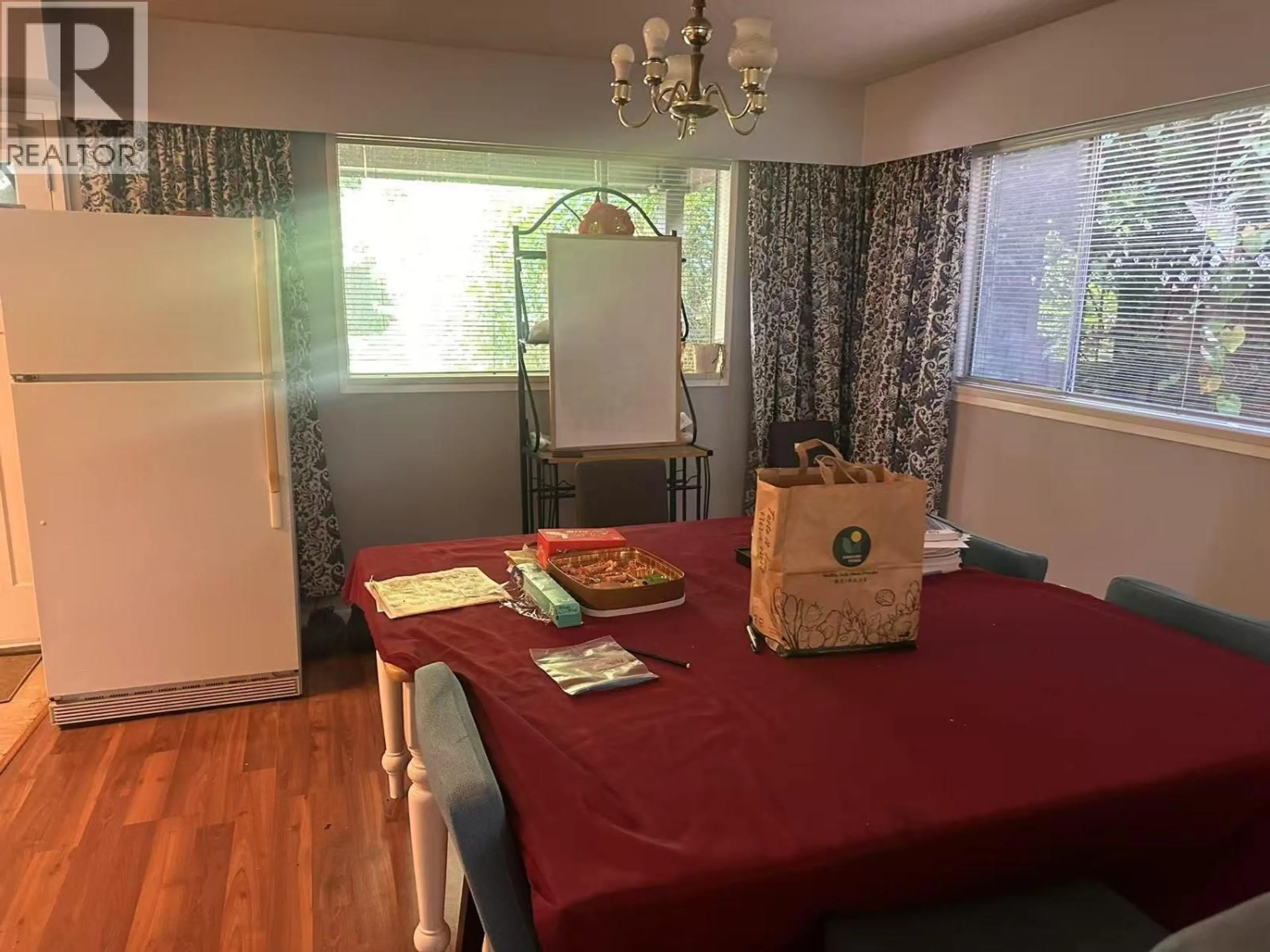 Dining room, wood/laminate floor for 7851 BENNETT ROAD, Richmond British Columbia V6Y1N3