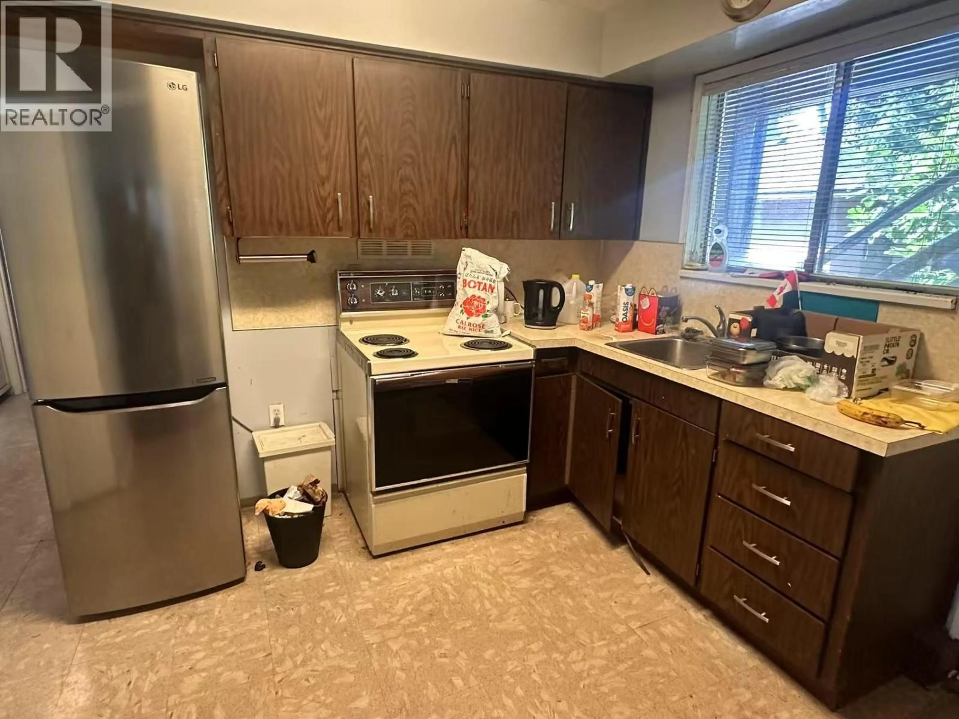 Standard kitchen, unknown for 7851 BENNETT ROAD, Richmond British Columbia V6Y1N3