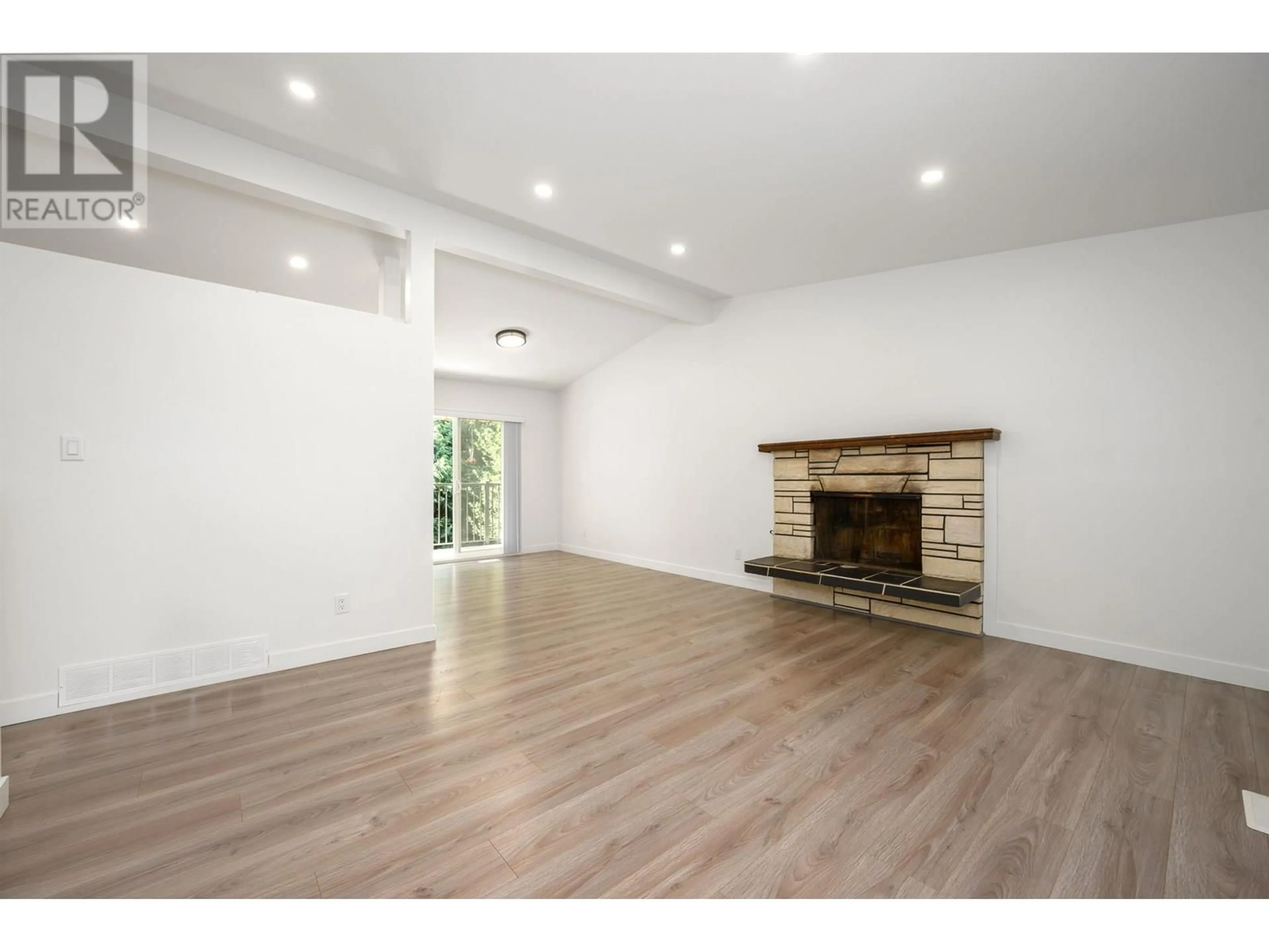 A pic of a room for 2751 MT SEYMOUR PARKWAY, North Vancouver British Columbia V7H1E8