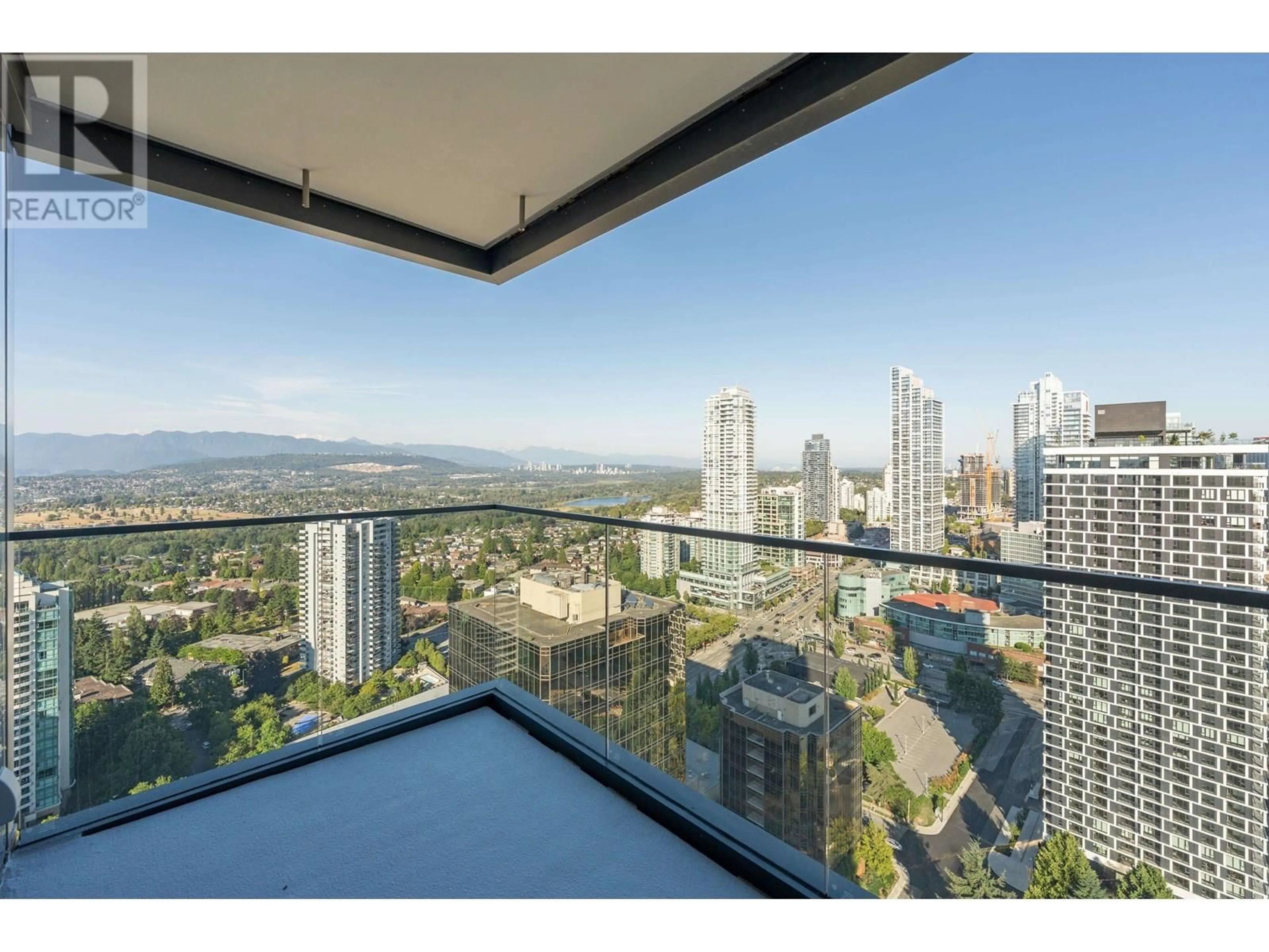 Balcony in the apartment, city buildings view from balcony for 2808 - 5987 WILSON AVENUE, Burnaby British Columbia V5H2R3