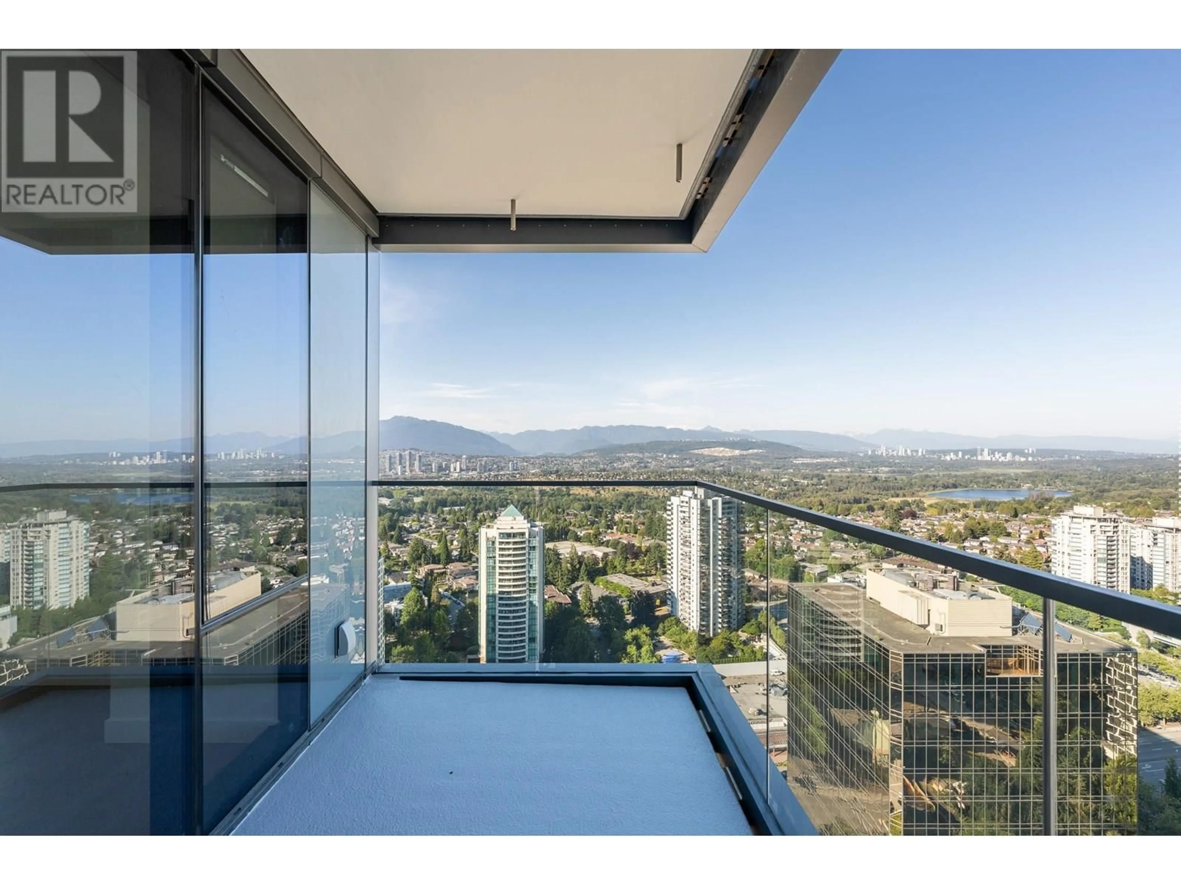 Balcony in the apartment, mountain view for 2808 - 5987 WILSON AVENUE, Burnaby British Columbia V5H2R3