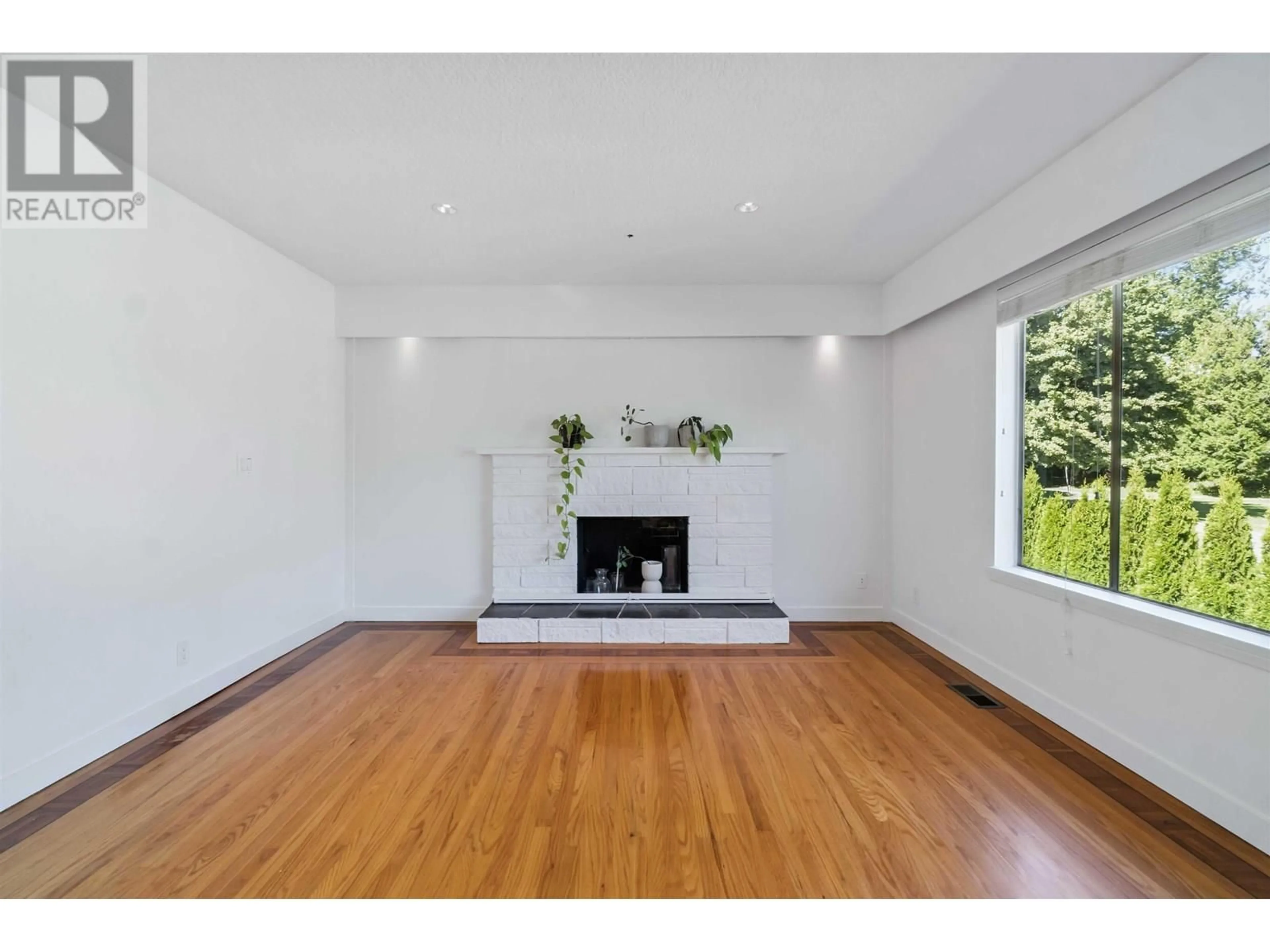 A pic of a room for 1825 SKEENA STREET, Vancouver British Columbia V5M3Y2