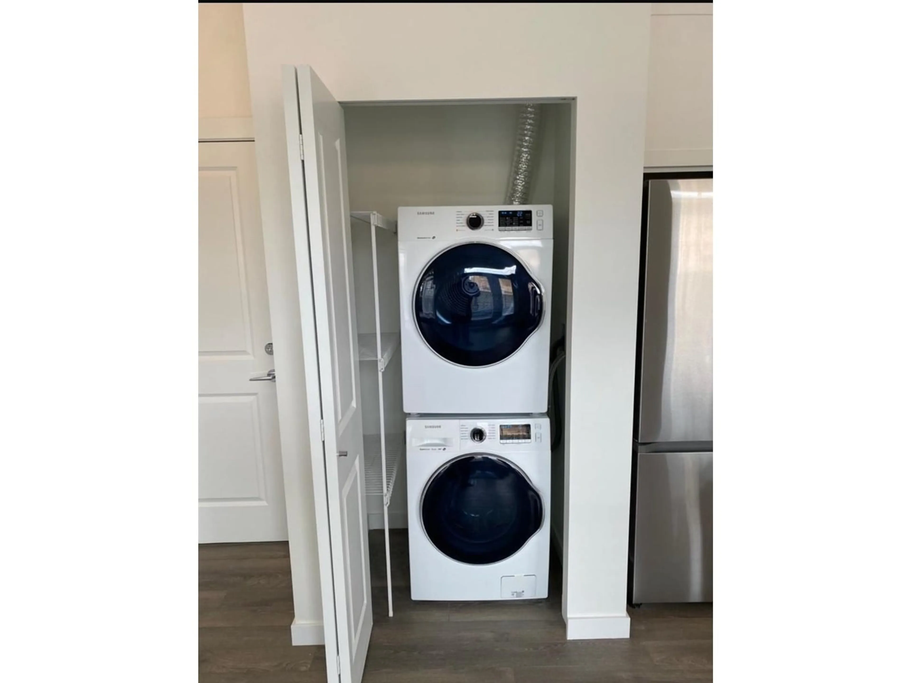 Laundry room for 508 - 15835 85, Surrey British Columbia V4N6W6