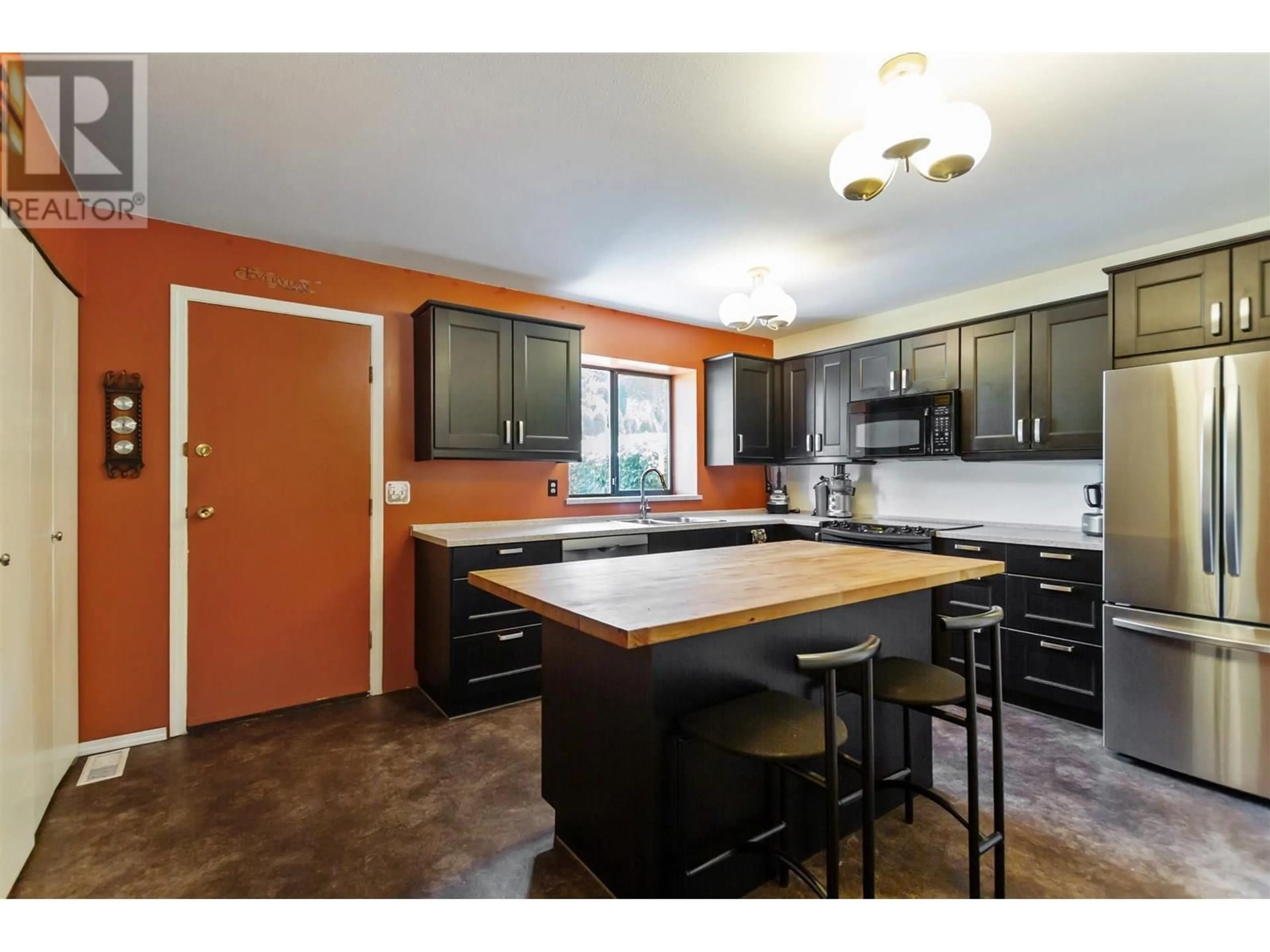 Open concept kitchen, unknown for 20130 DITTON STREET, Maple Ridge British Columbia V2X9H4