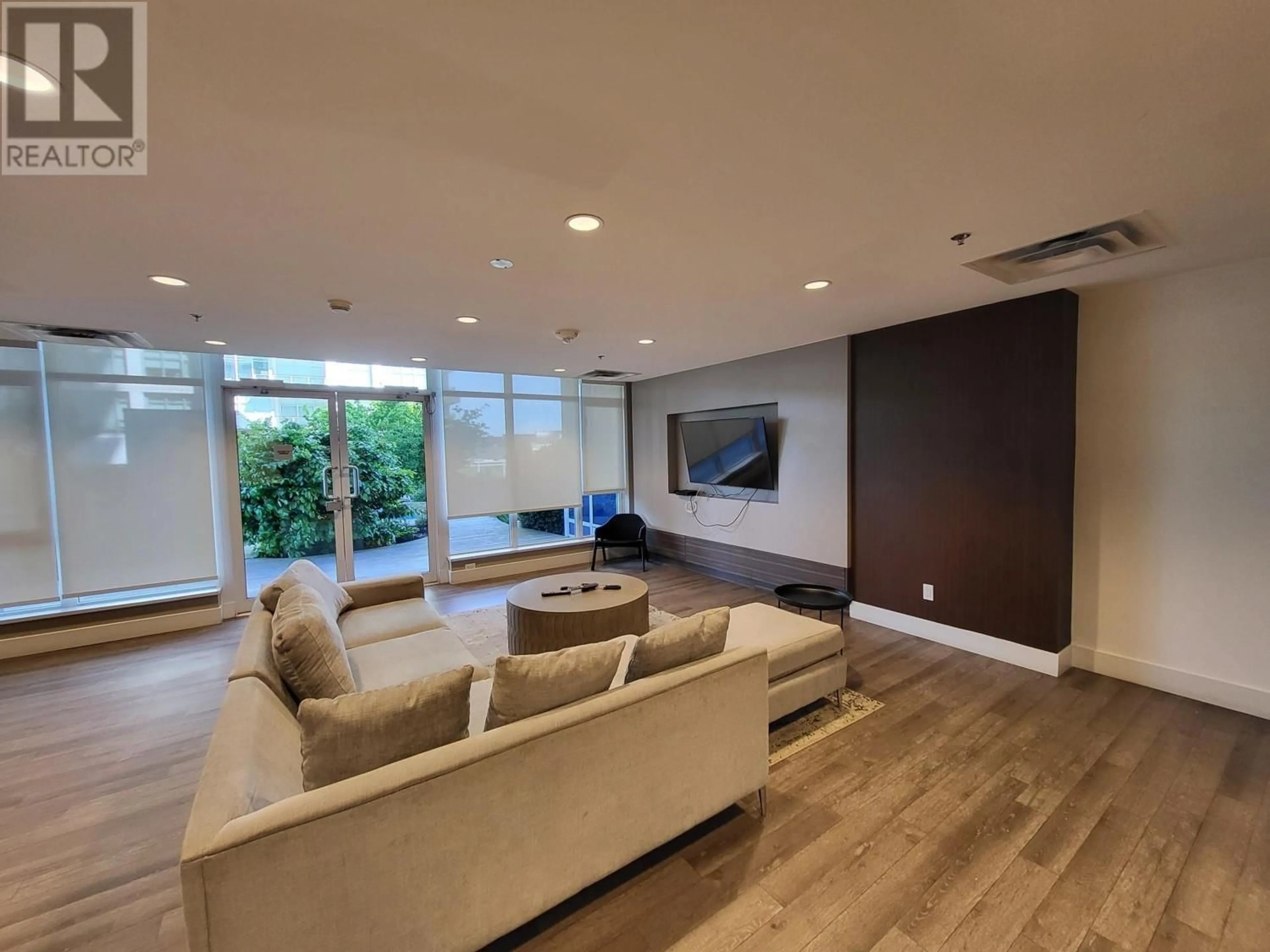 Living room with furniture, unknown for 2105 - 2311 BETA AVENUE, Burnaby British Columbia V5C0M1