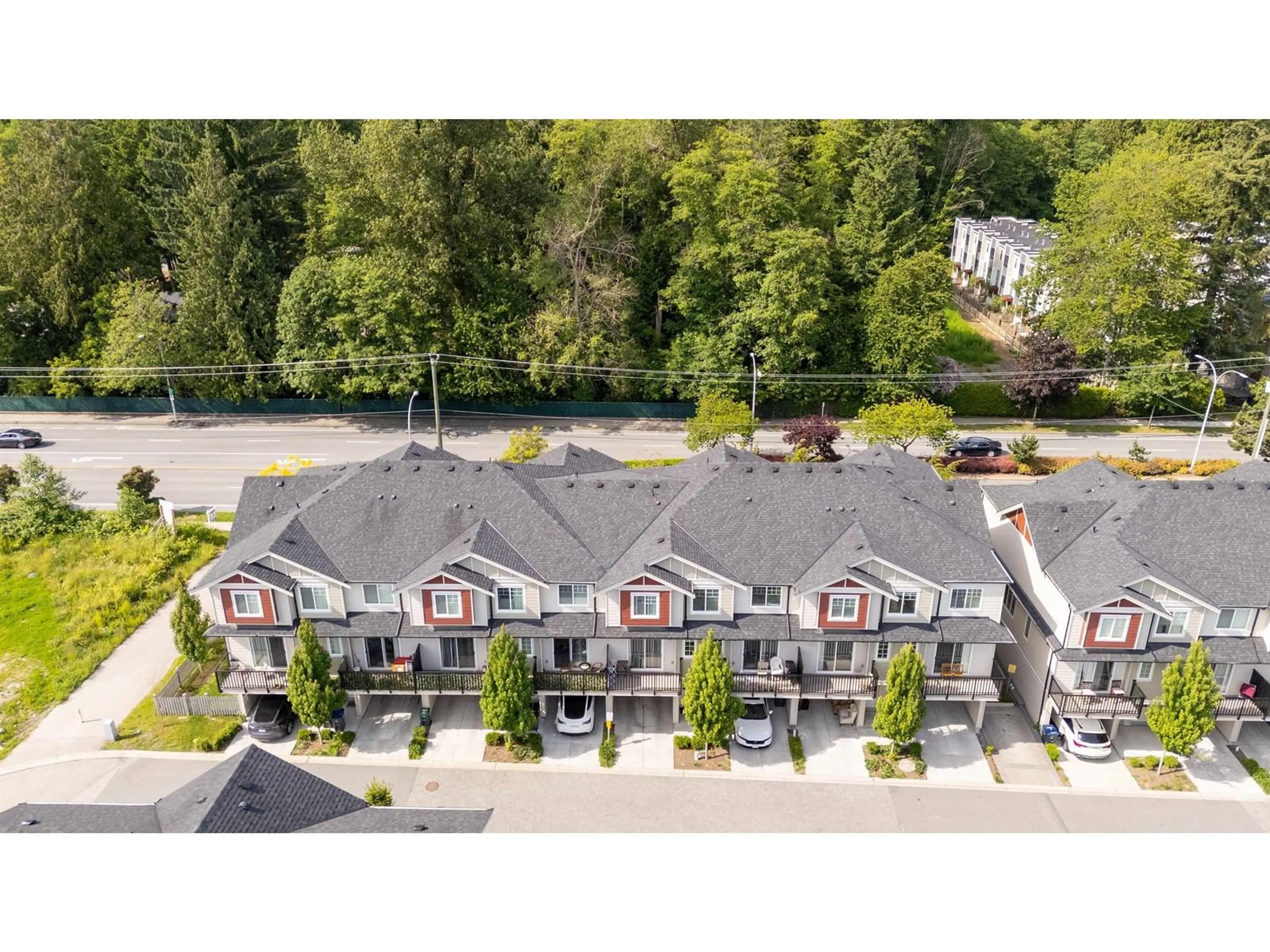 A pic from outside/outdoor area/front of a property/back of a property/a pic from drone, unknown for 20 - 13898 64, Surrey British Columbia V3W1L6