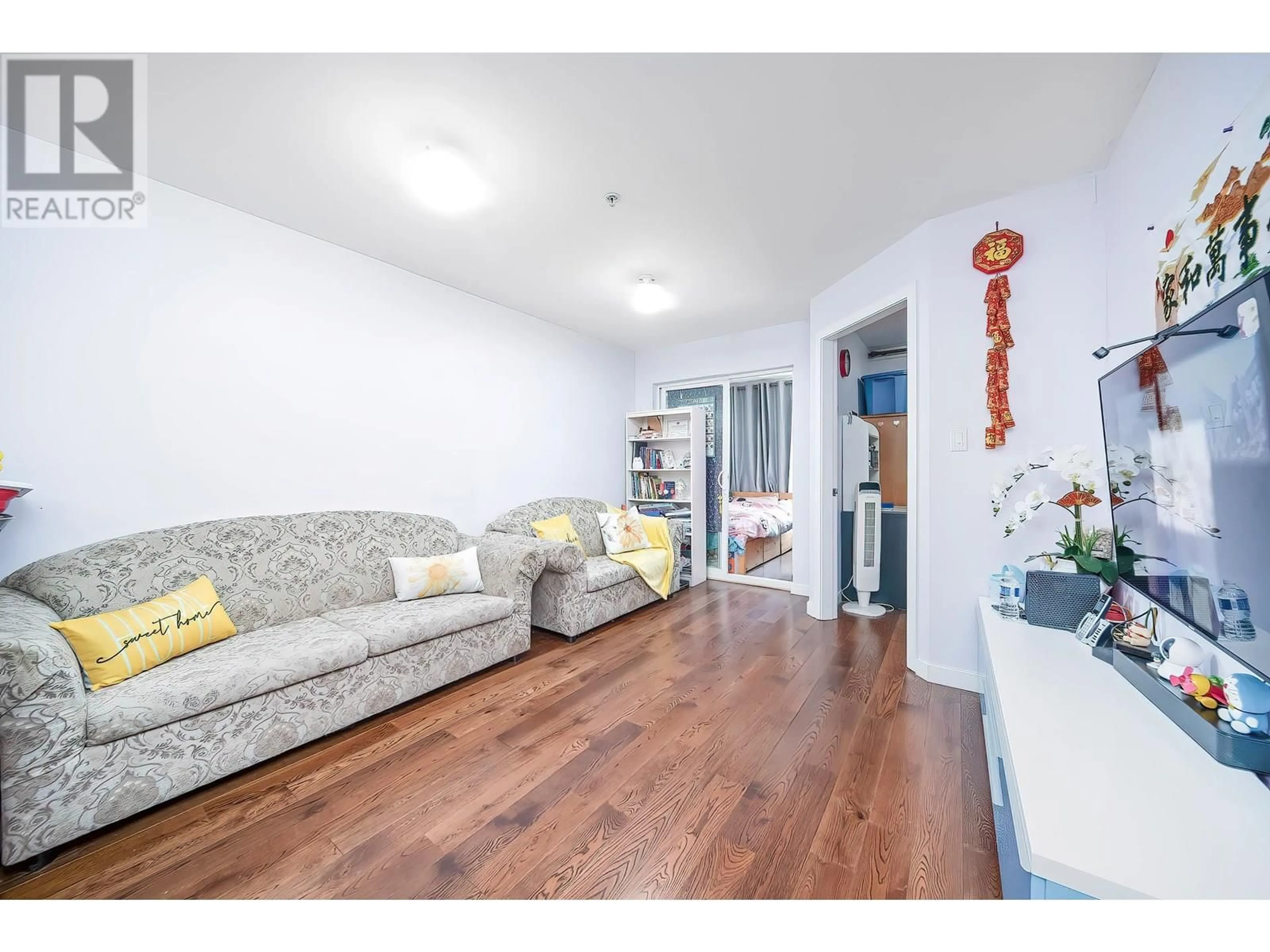 Unknown for 206 - 2028 37TH AVENUE, Vancouver British Columbia V5P1G2