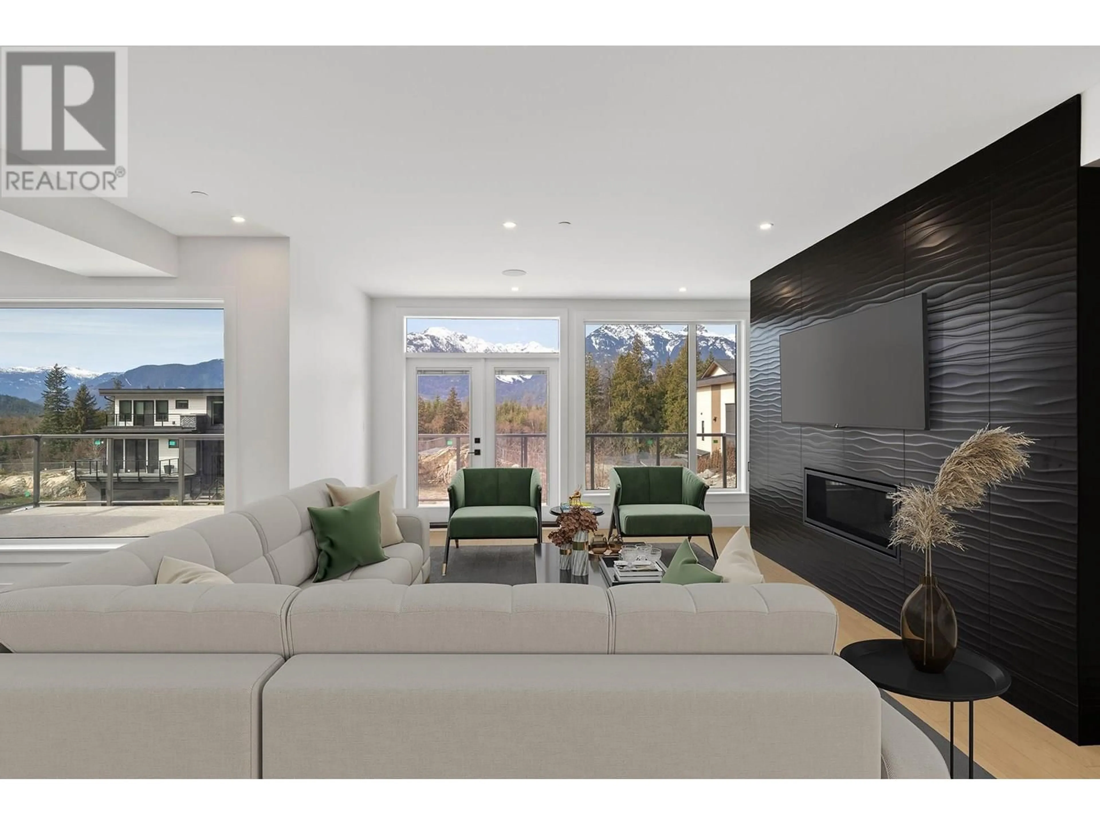 Living room with furniture, unknown for 28 - 3385 MAMQUAM ROAD, Squamish British Columbia V8B0E3