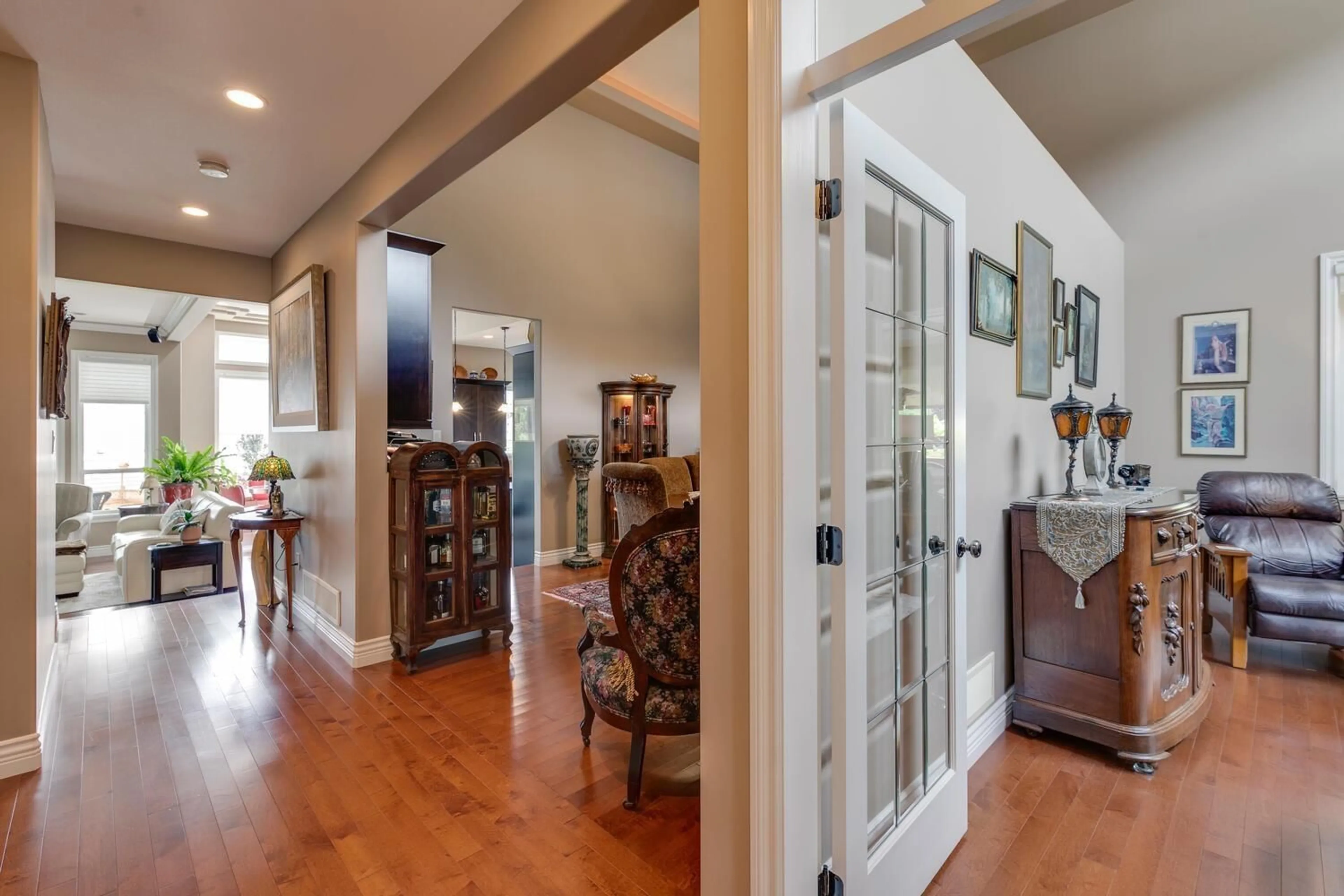 Indoor entryway for 119 - 14500 MORRIS VALLEY, Mission British Columbia V0M1A1