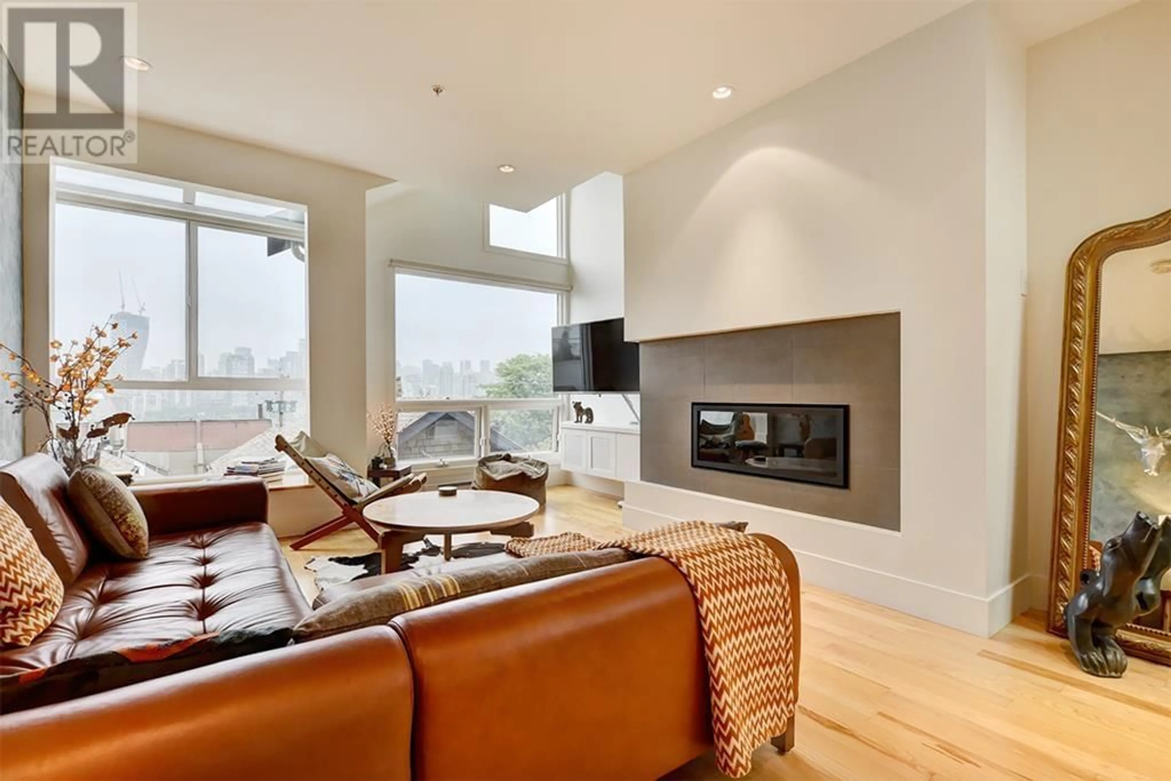 Living room with furniture, unknown for 1168 7TH AVENUE, Vancouver British Columbia V6H1B4