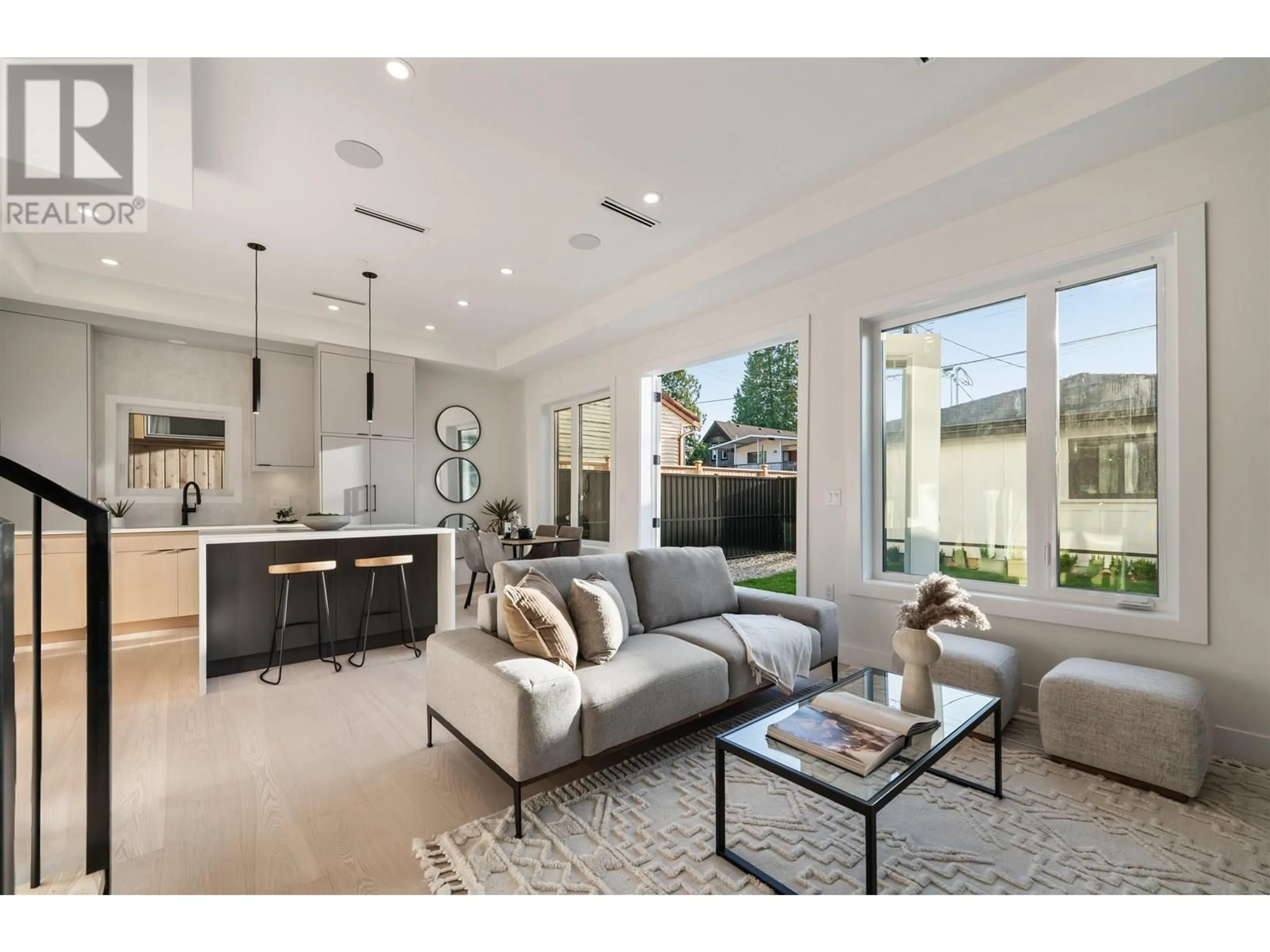 Open concept kitchen, unknown for 2 - 1259 RENFREW STREET, Vancouver British Columbia V5K4C2