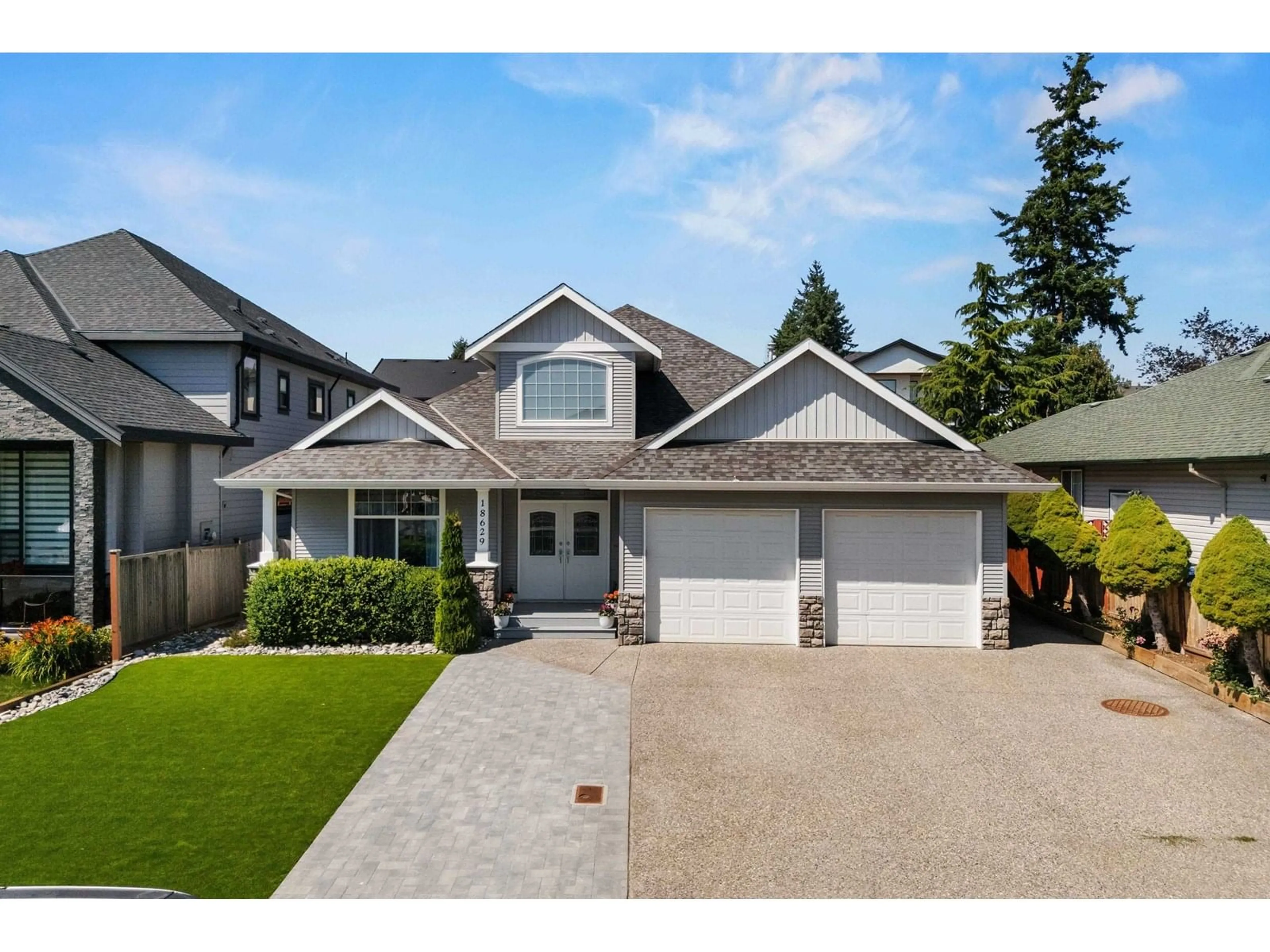 Home with vinyl exterior material, street for 18629 56B, Surrey British Columbia V3S7N2