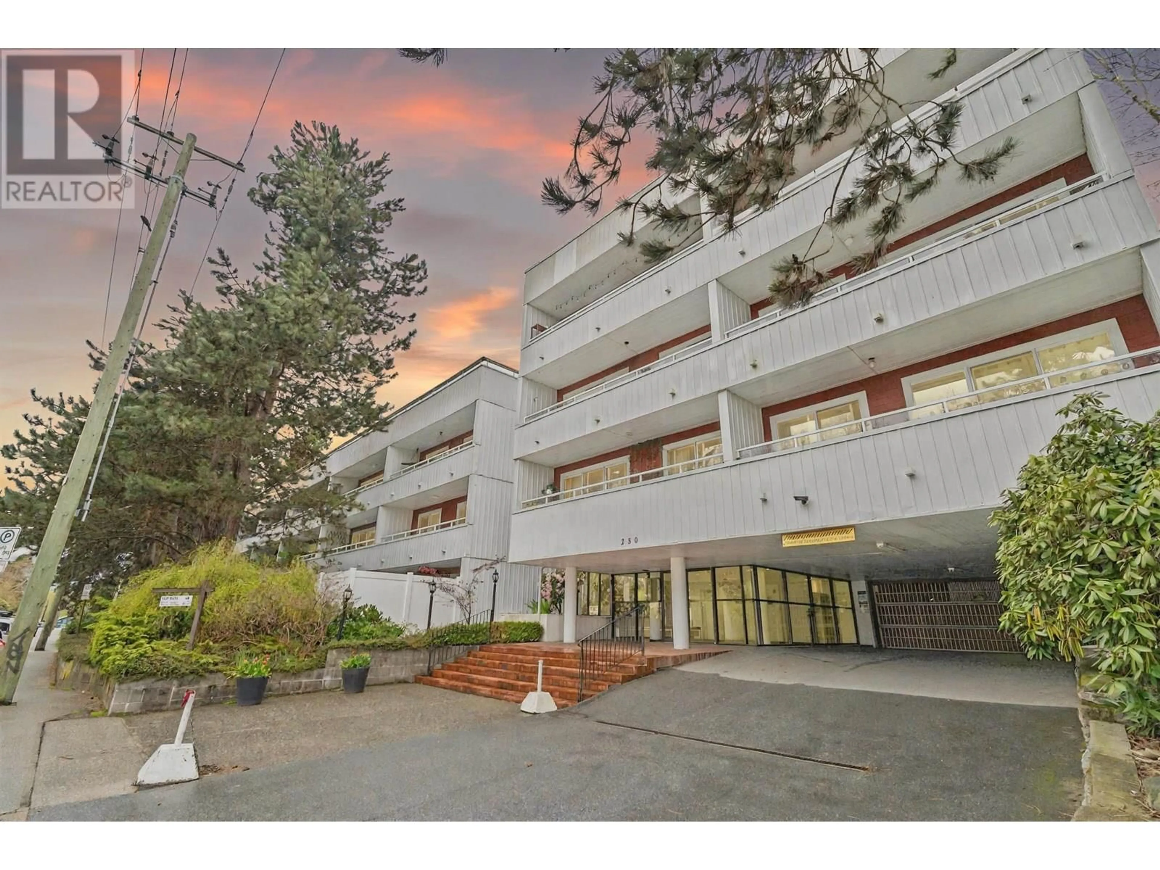 Unknown for 202 - 250 1ST STREET, North Vancouver British Columbia V7M1B4