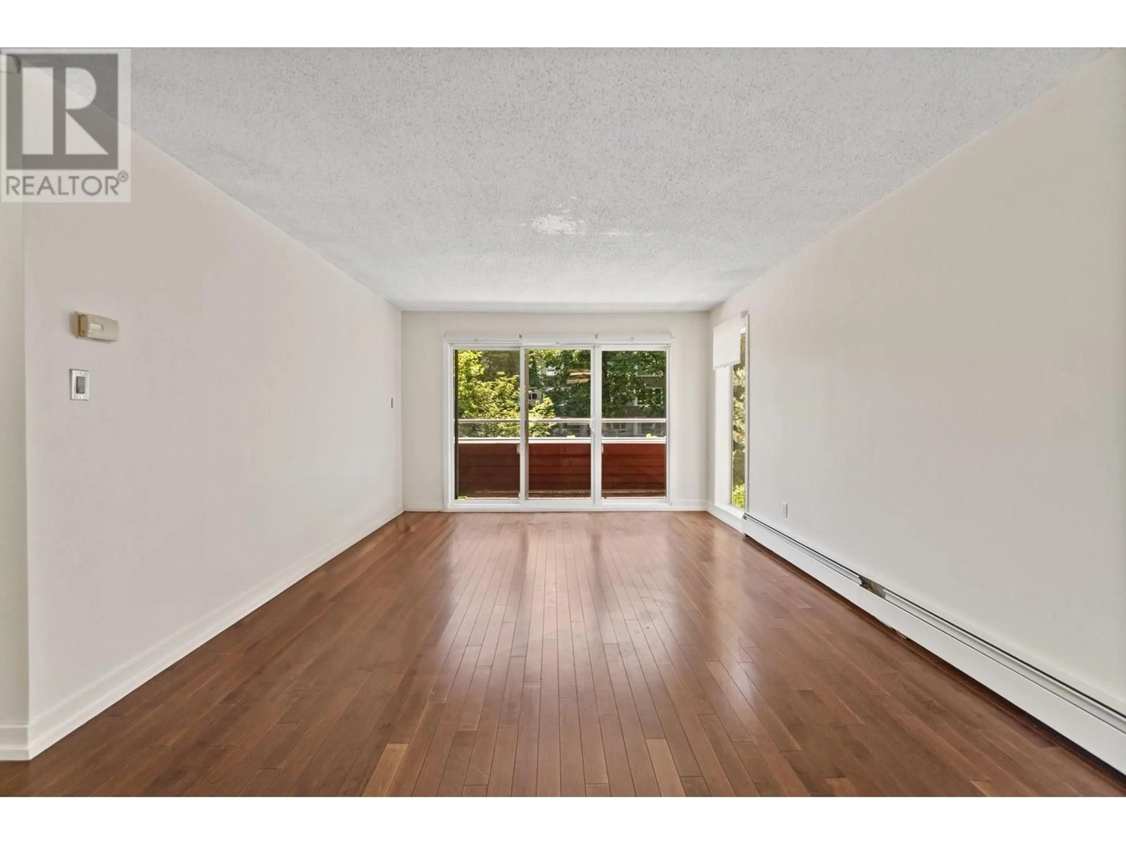 A pic of a room for 202 - 250 1ST STREET, North Vancouver British Columbia V7M1B4