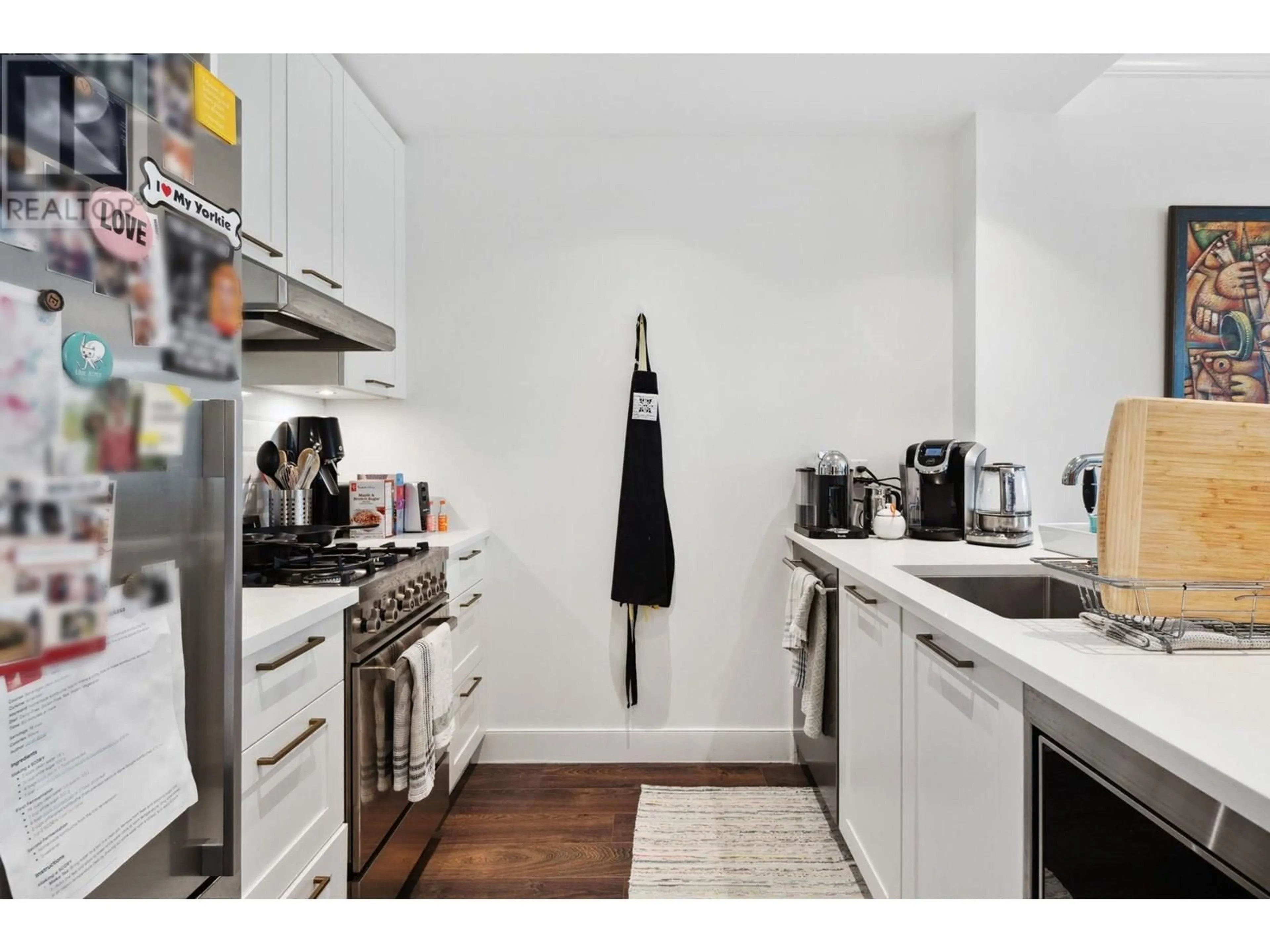 Standard kitchen, unknown for 209 - 168 35TH AVENUE, Vancouver British Columbia V5W1A6