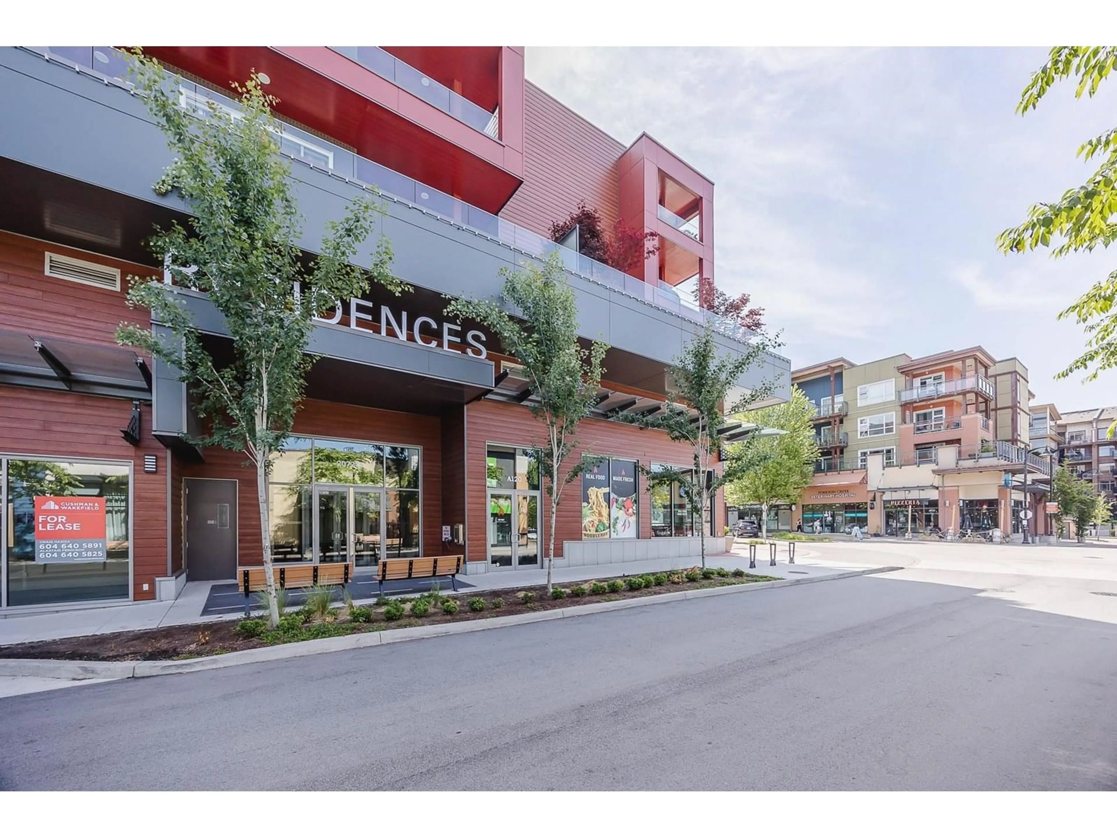 Indoor foyer for A424 - 20727 WILLOUGHBY TOWN CENTRE, Langley British Columbia V2Y3N1