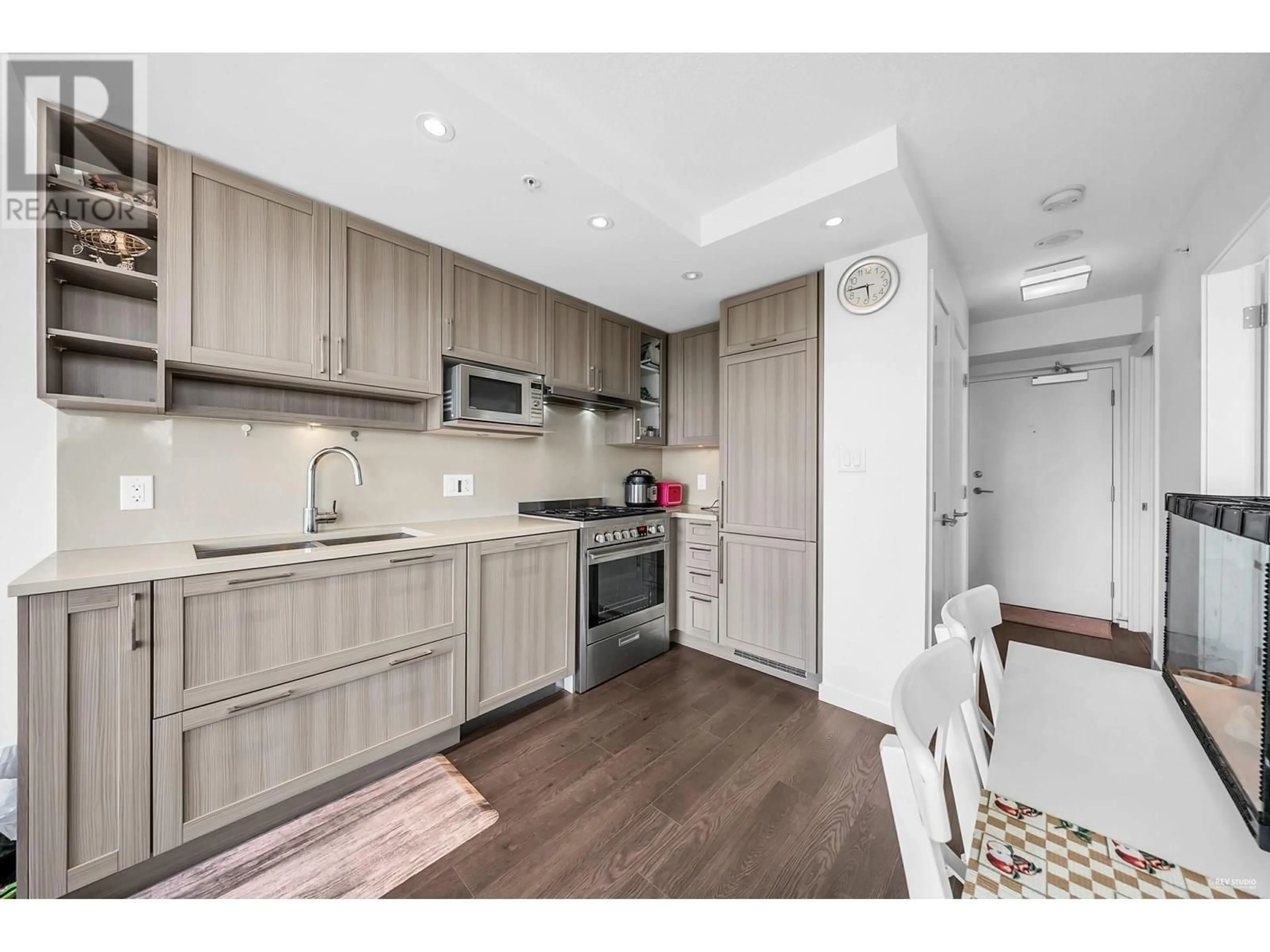 Unknown for 955 - 5515 BOUNDARY ROAD, Vancouver British Columbia V5R0E3