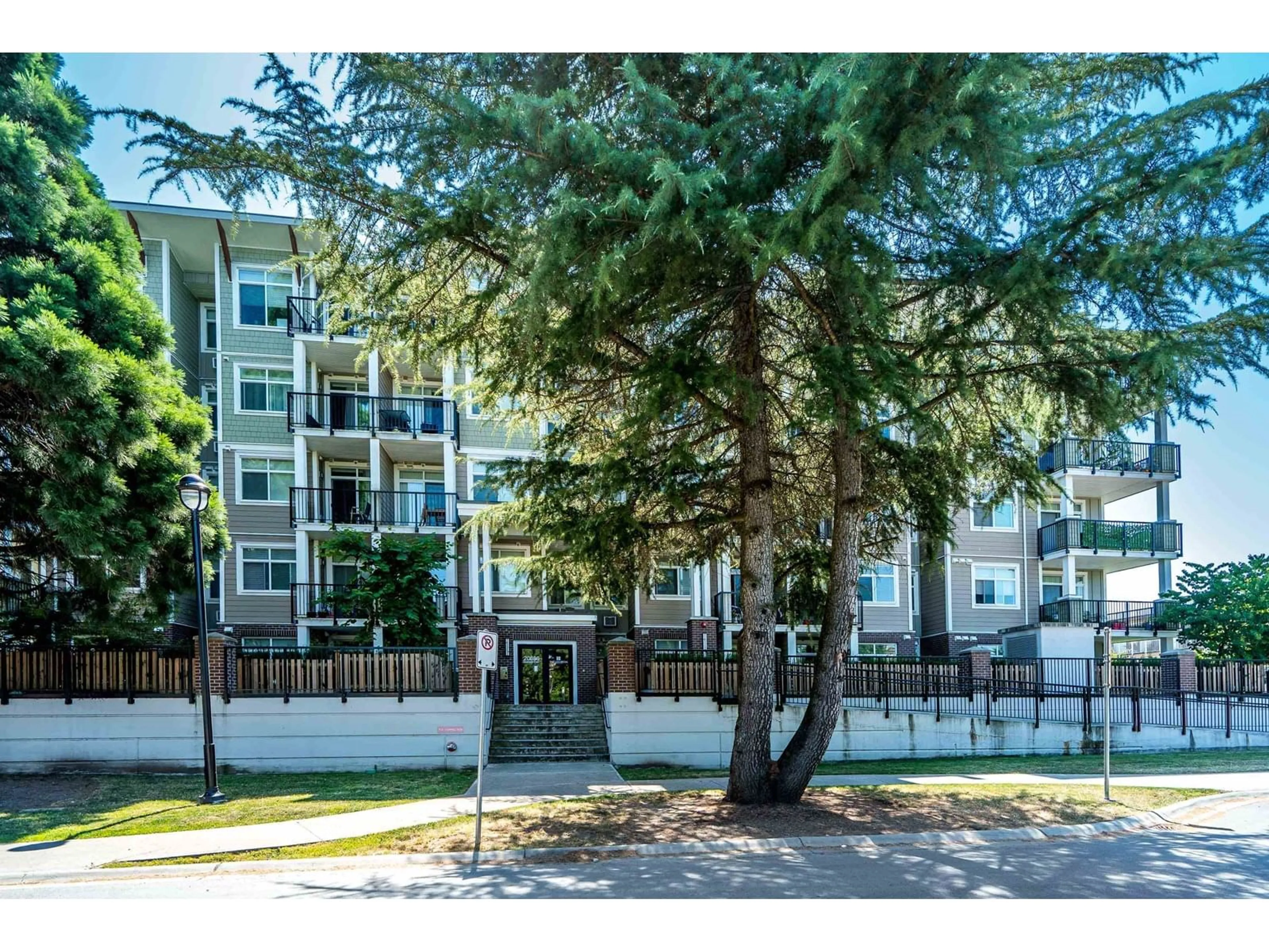 Unknown for 212 - 20686 EASTLEIGH, Langley British Columbia V3A0M4