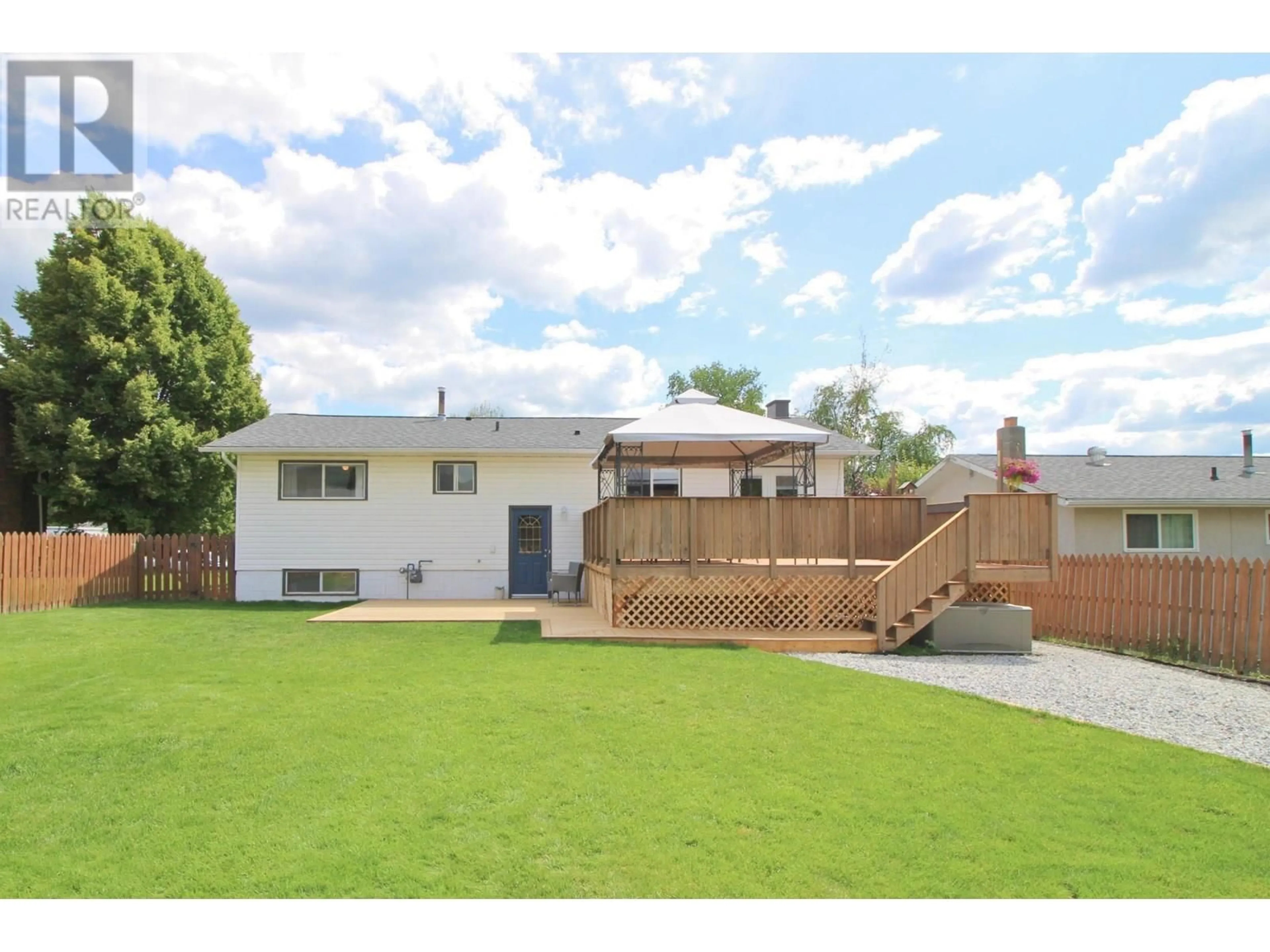 A pic from outside/outdoor area/front of a property/back of a property/a pic from drone, street for 3297 PARISH ROAD, Houston British Columbia V0J1Z0