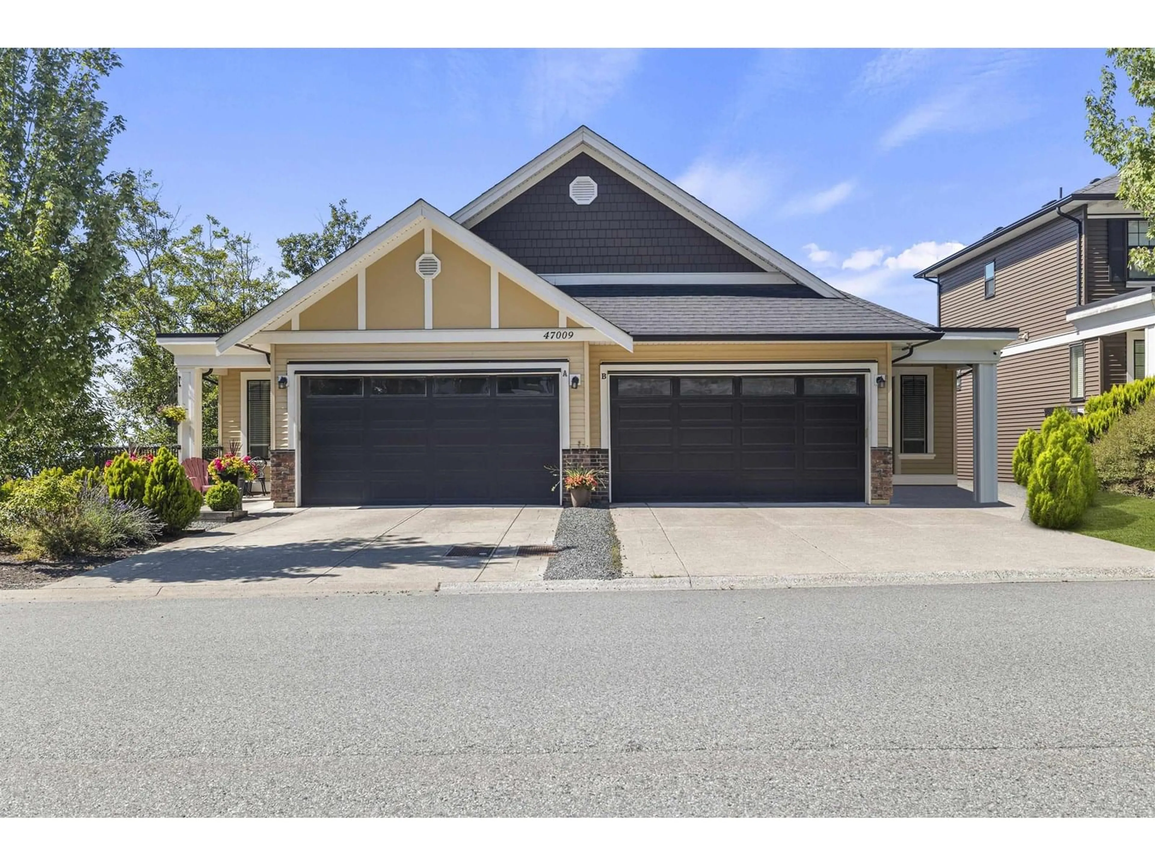 Indoor garage for B - 47009 SYLVAN DRIVE, Chilliwack British Columbia V2R0X2