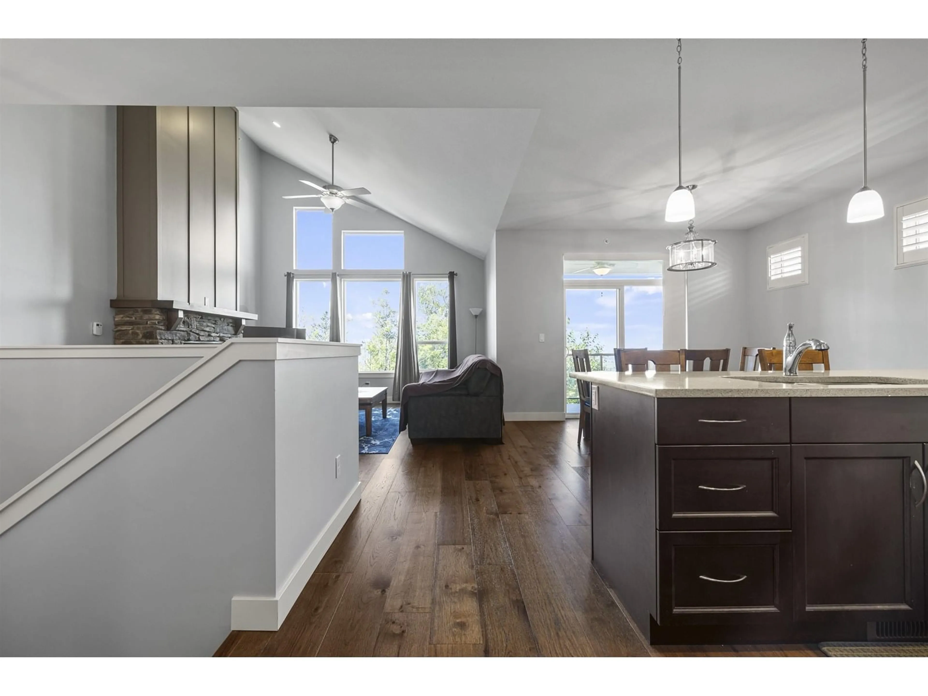 Open concept kitchen, wood/laminate floor for B - 47009 SYLVAN DRIVE, Chilliwack British Columbia V2R0X2