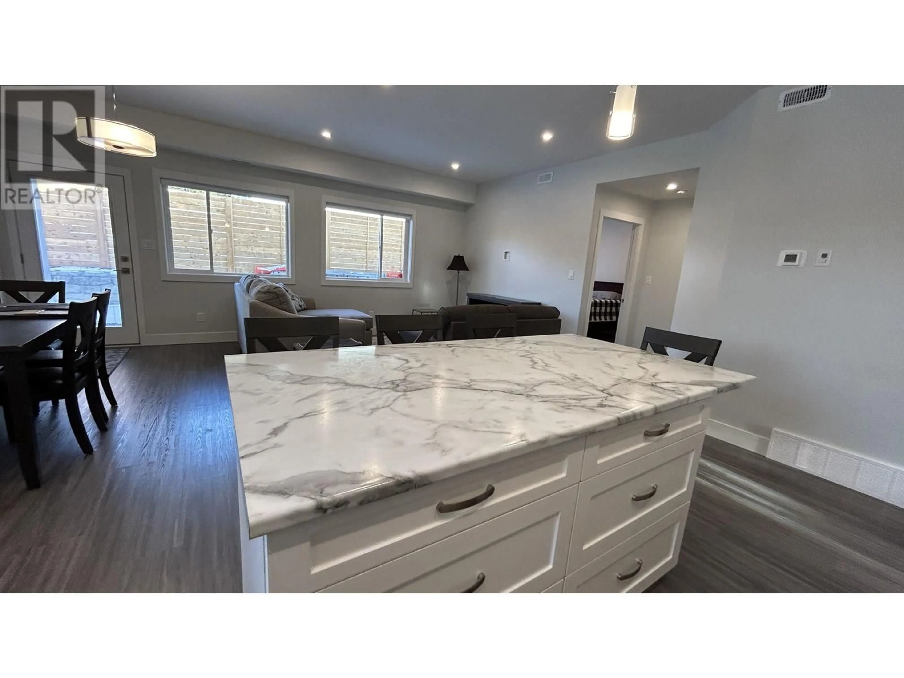 Open concept kitchen, unknown for 1 - 105 FOREST RIDGE ROAD, 100 Mile House British Columbia V0K2E0