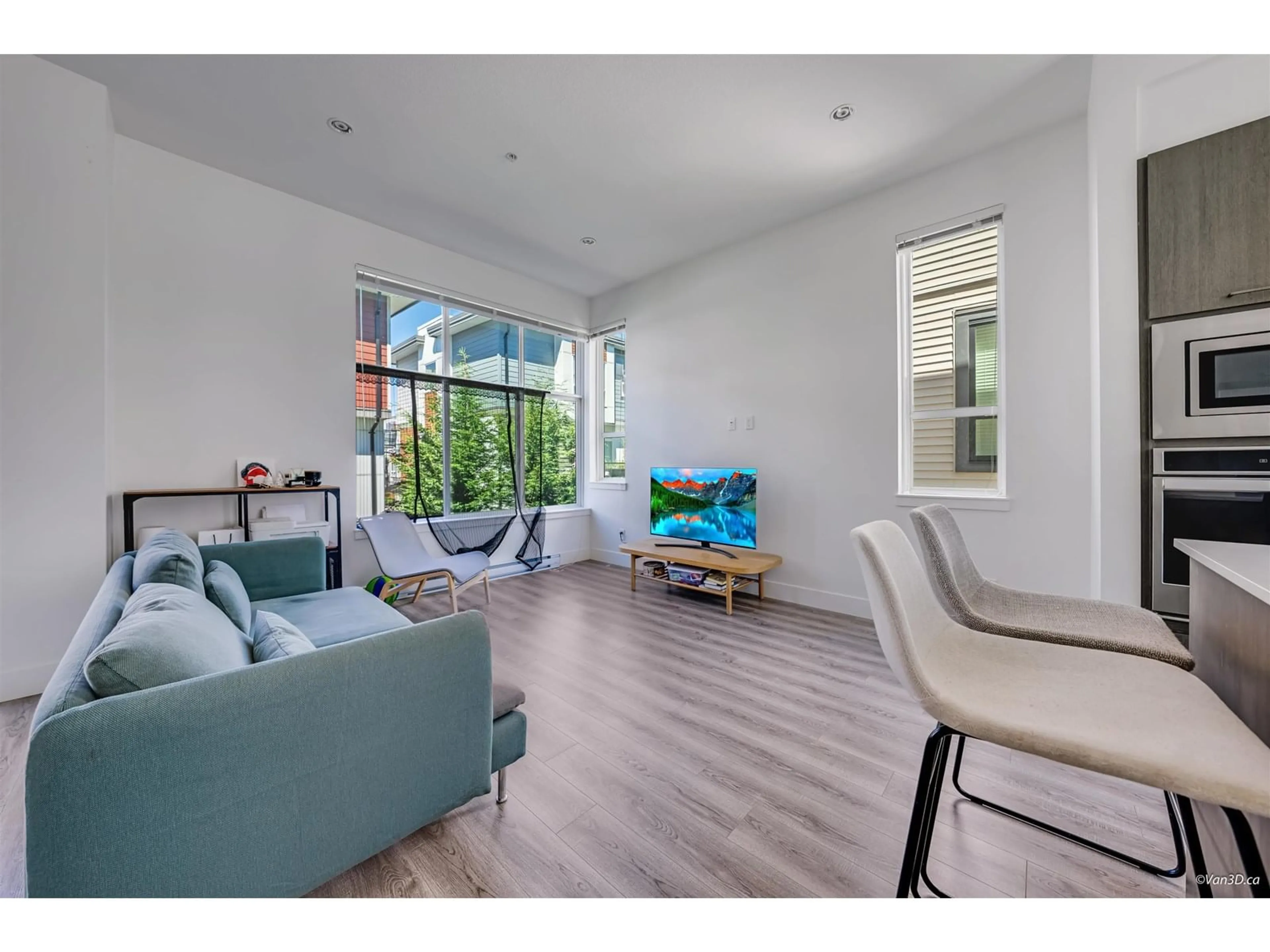 Living room with furniture, unknown for 17 - 20849 78B, Langley British Columbia V2Y0X6