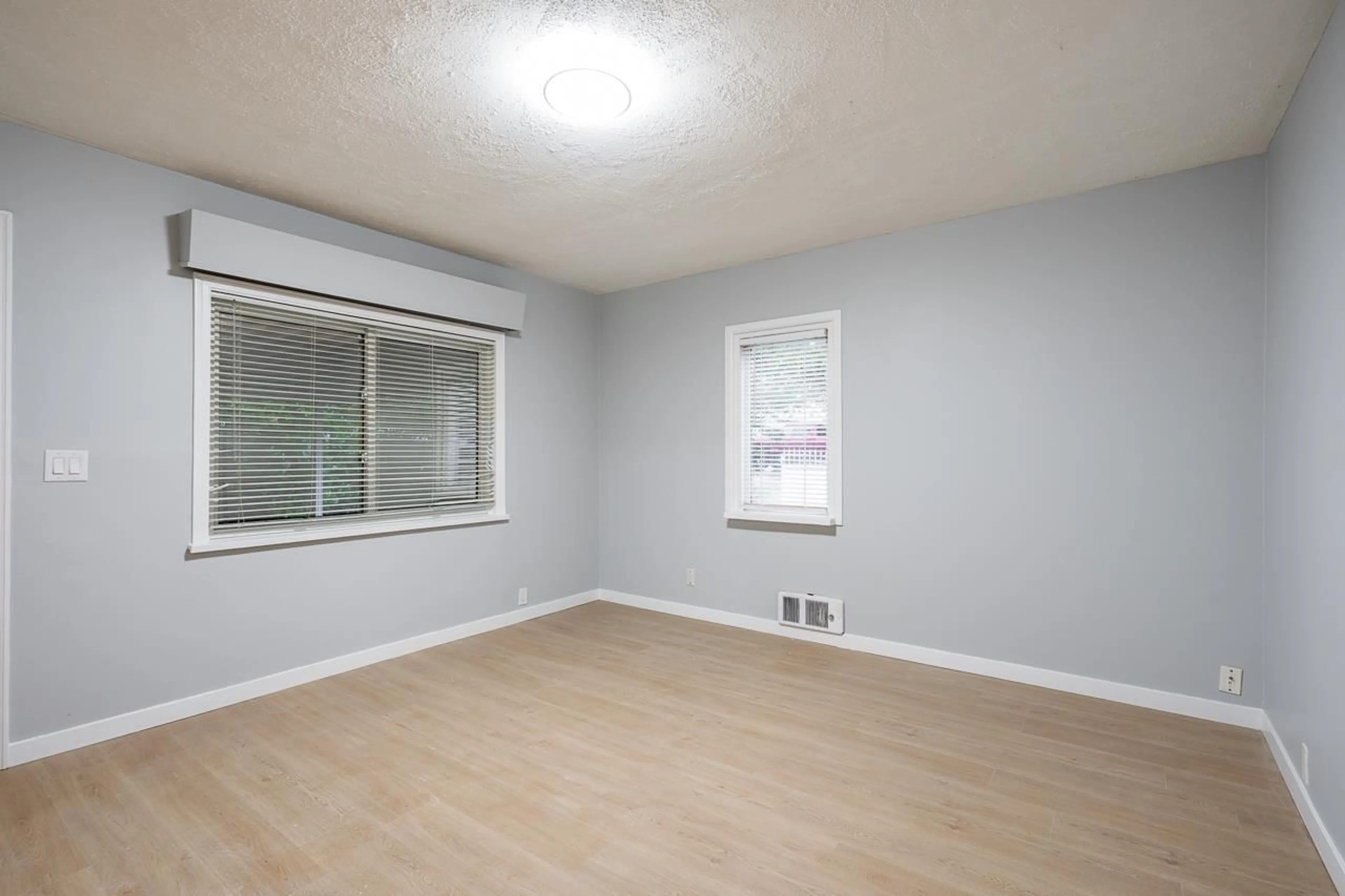 A pic of a room for 27284 30, Langley British Columbia V4W3J6
