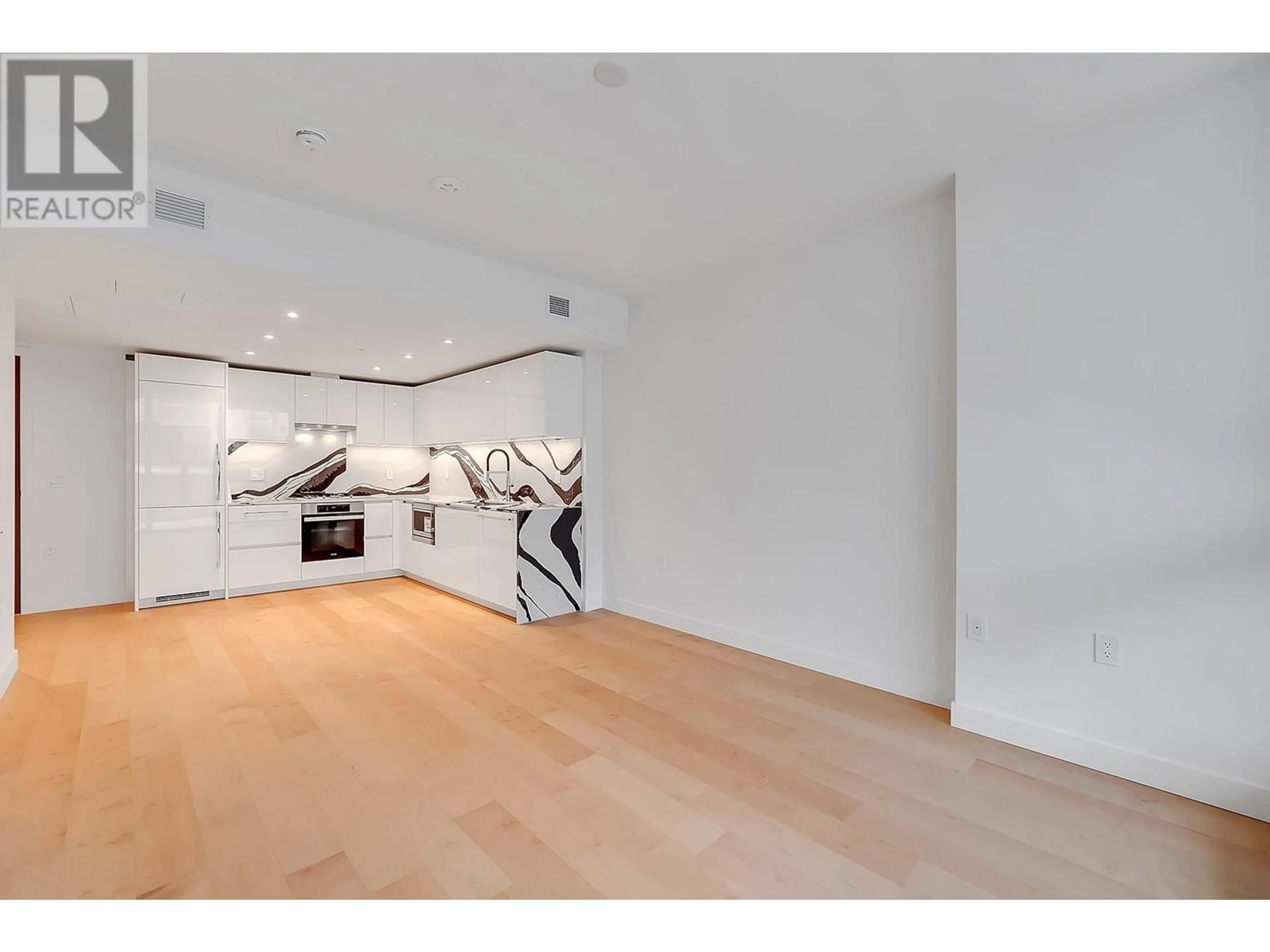Unknown for 412 - 135 13TH STREET, North Vancouver British Columbia V7L0J8