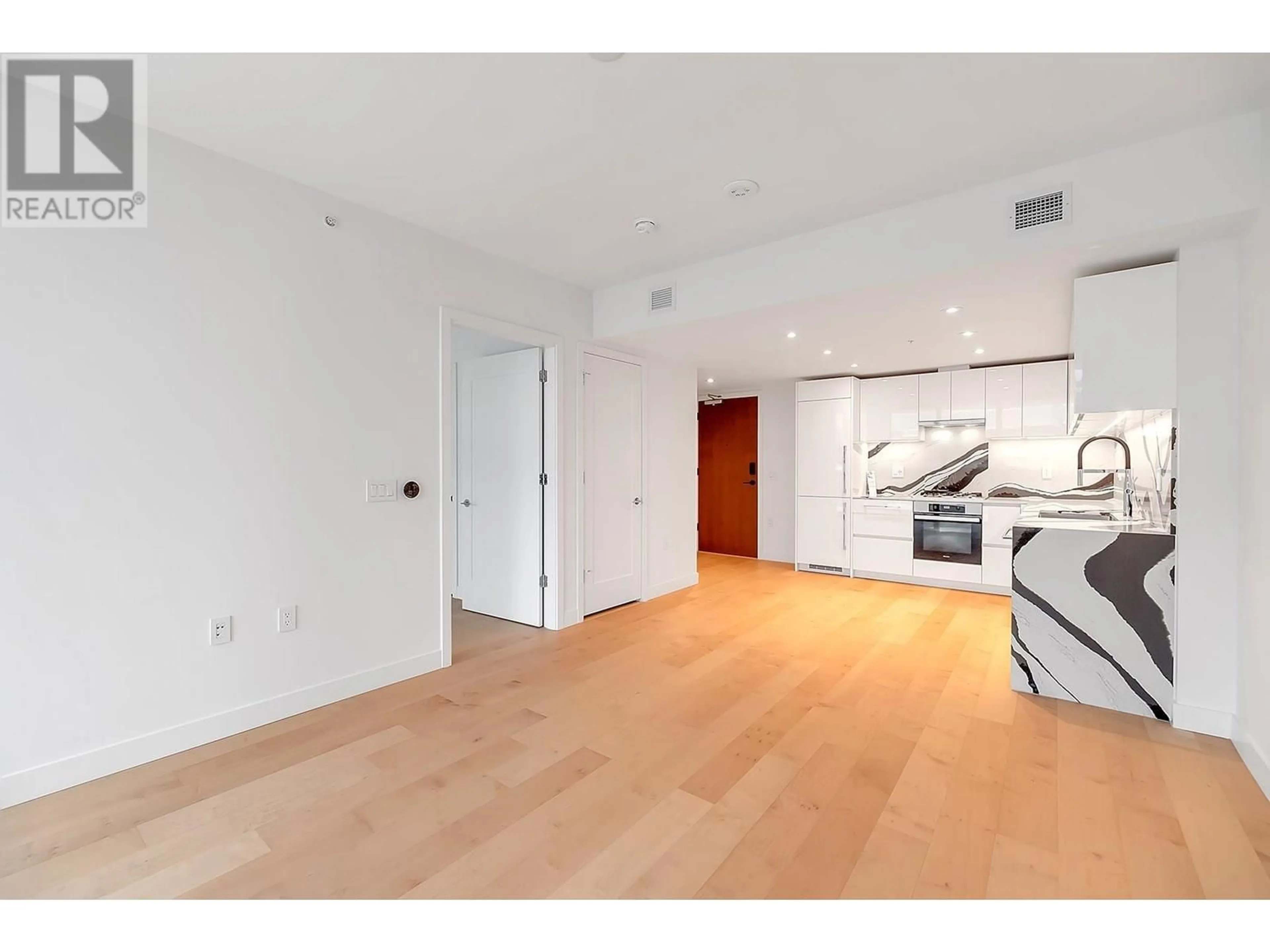 A pic of a room for 412 - 135 13TH STREET, North Vancouver British Columbia V7L0J8
