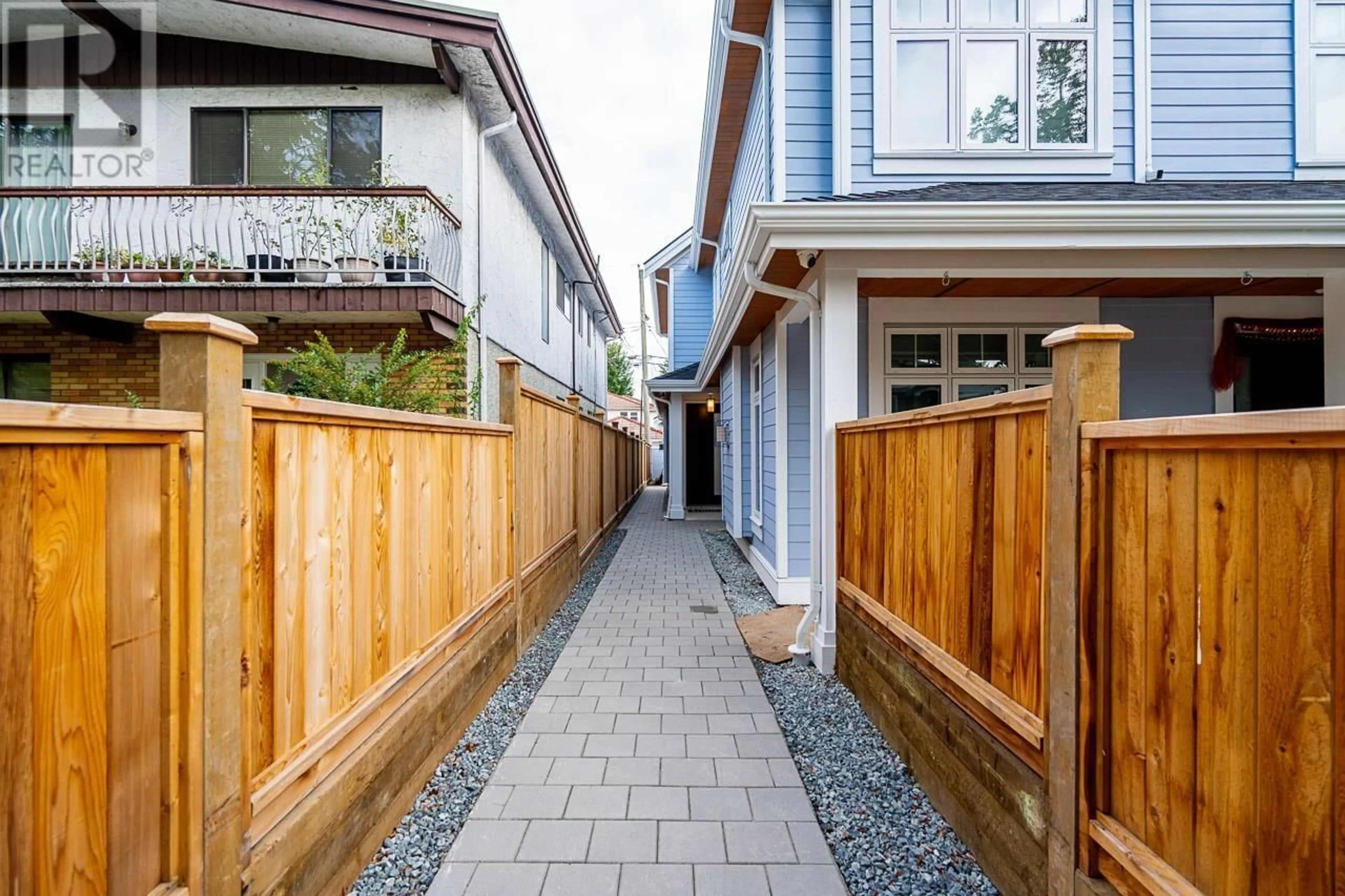 Patio, street for 2 - 1905 36TH AVENUE, Vancouver British Columbia V5P1C7