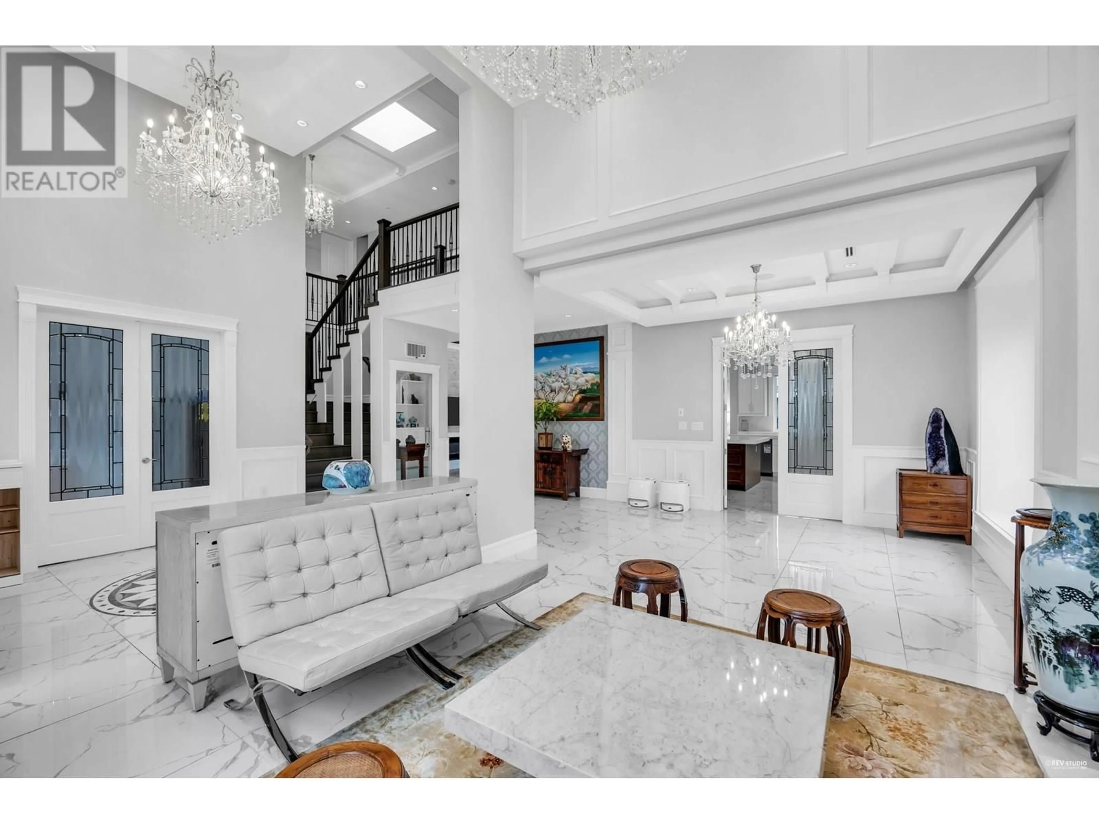Indoor foyer for 10720 MORTFIELD ROAD, Richmond British Columbia V7A2W3
