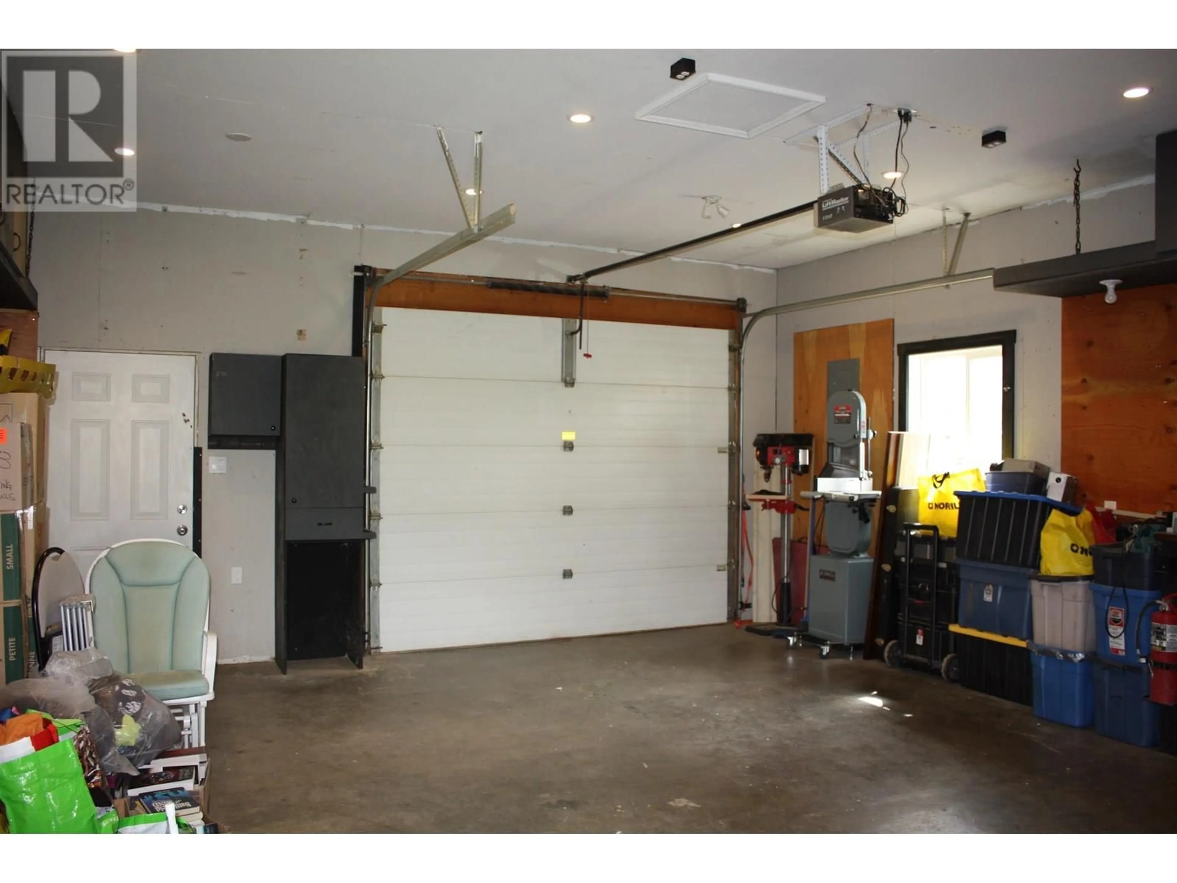 Indoor garage for 8811 78A STREET, Fort St. John British Columbia V1J3B3