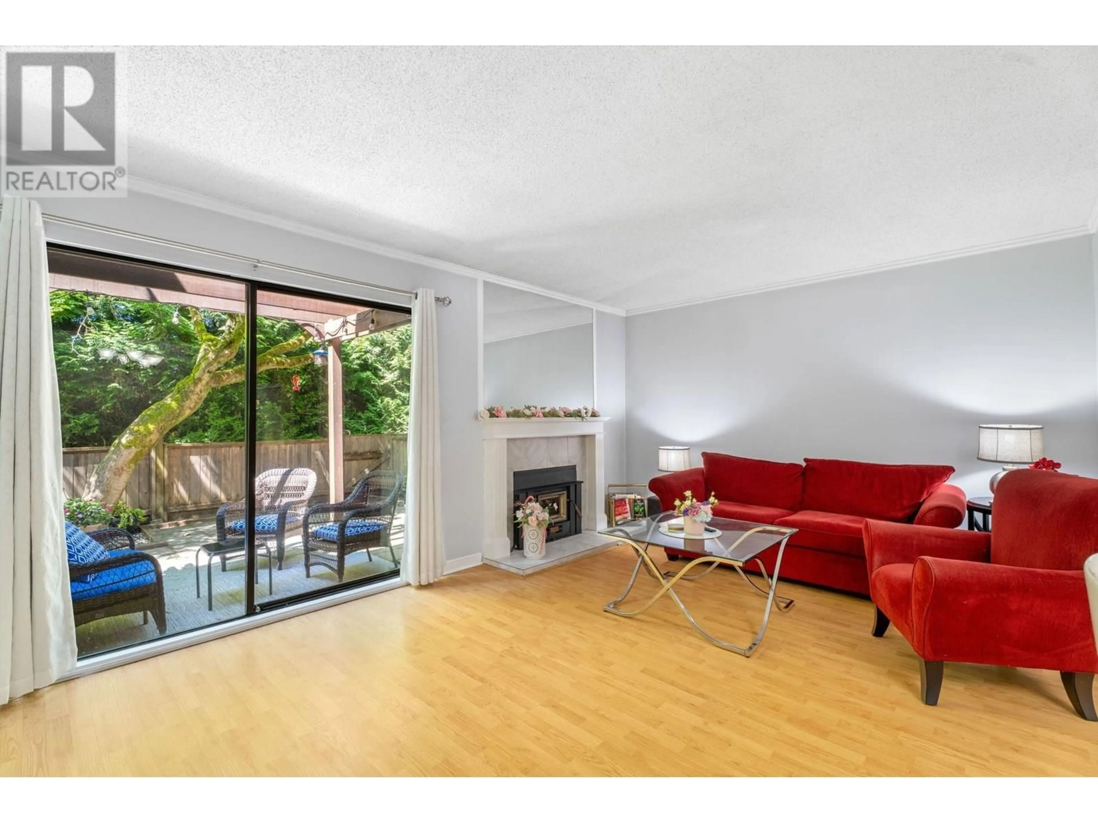 Living room with furniture, unknown for 3 - 1140 EAGLERIDGE DRIVE, Coquitlam British Columbia V3E1C2