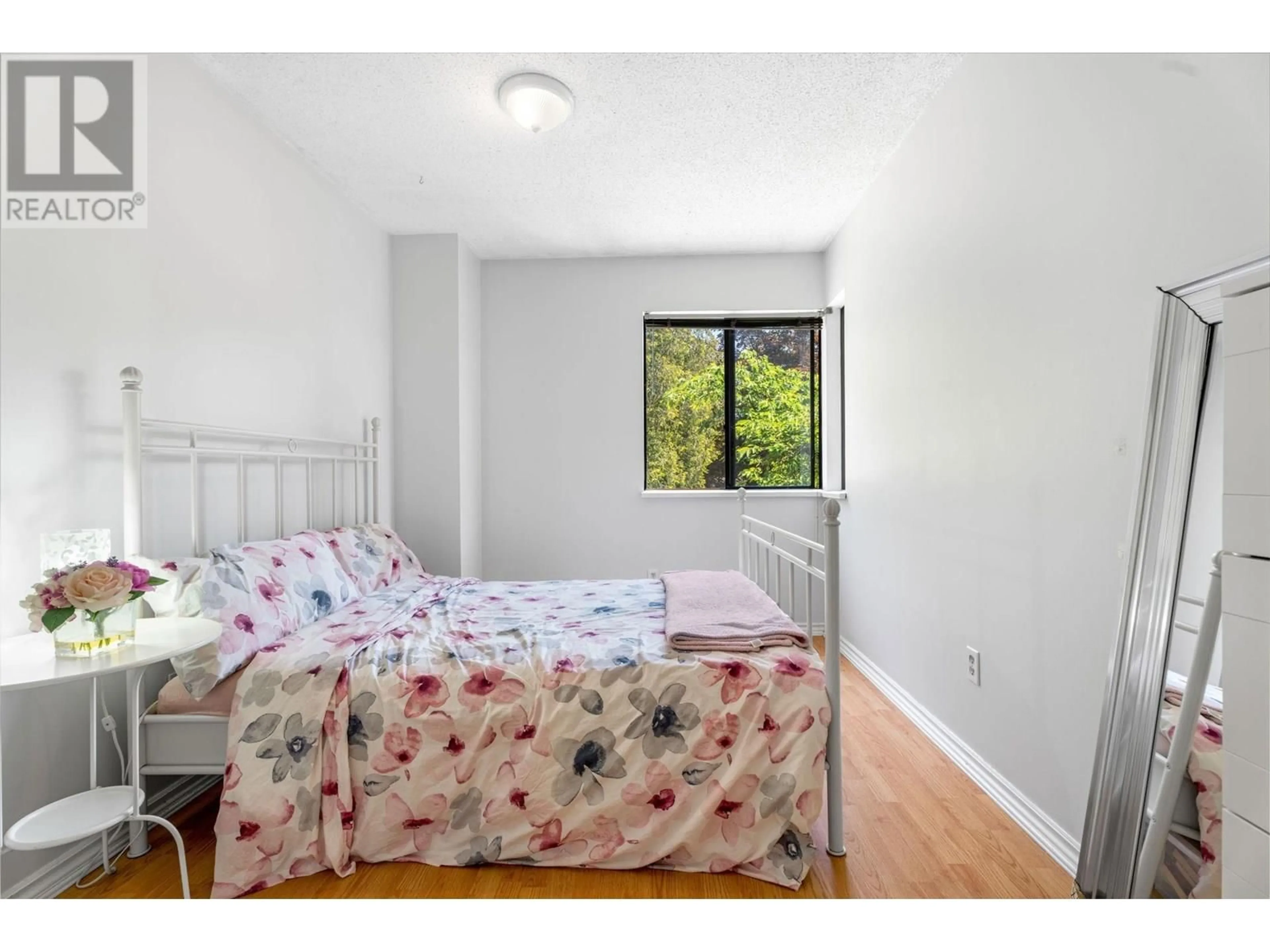 Bedroom with bed, unknown for 3 - 1140 EAGLERIDGE DRIVE, Coquitlam British Columbia V3E1C2
