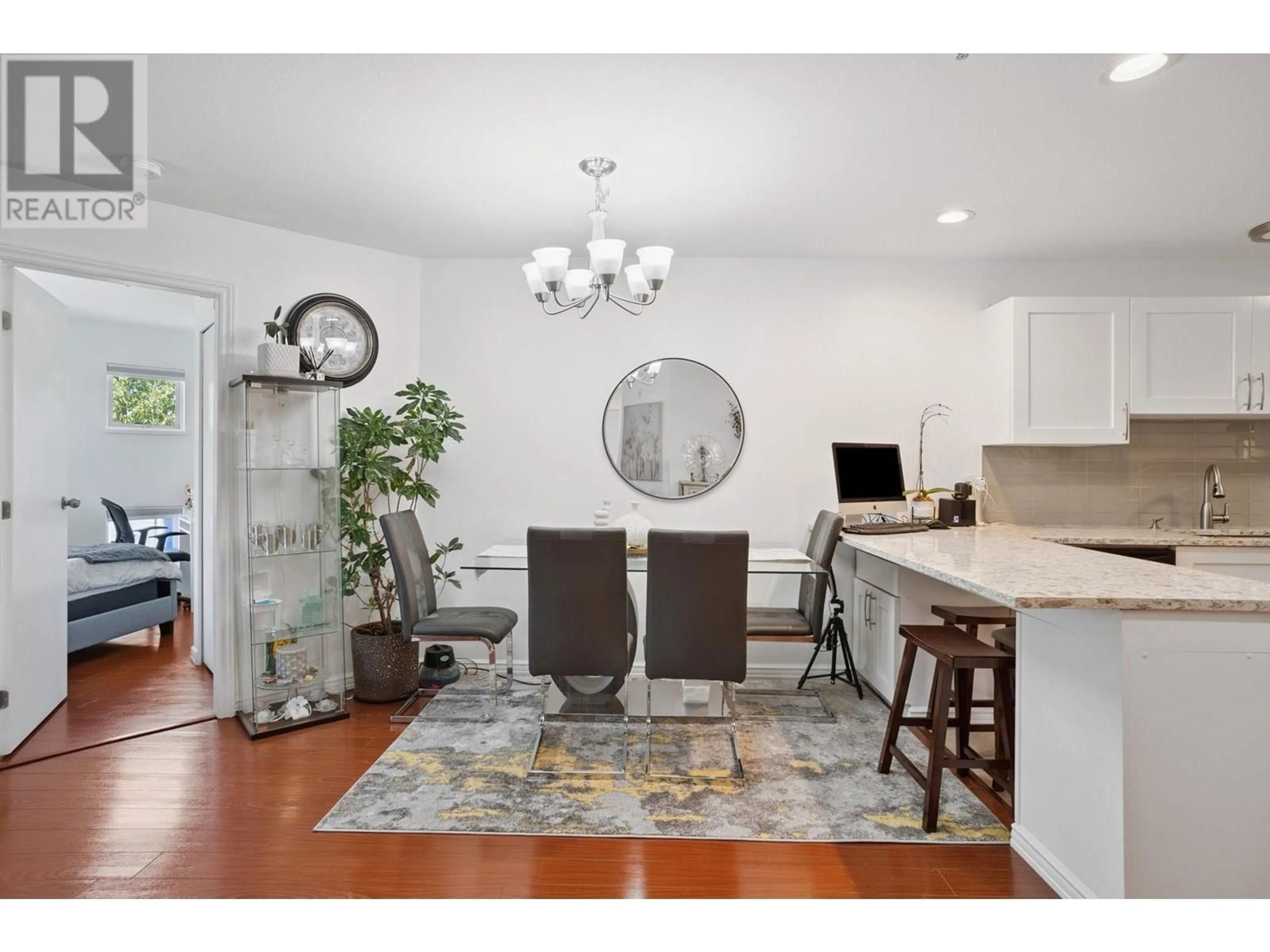 Open concept kitchen, unknown for 402 - 2983 CAMBRIDGE STREET, Port Coquitlam British Columbia V3B7N7