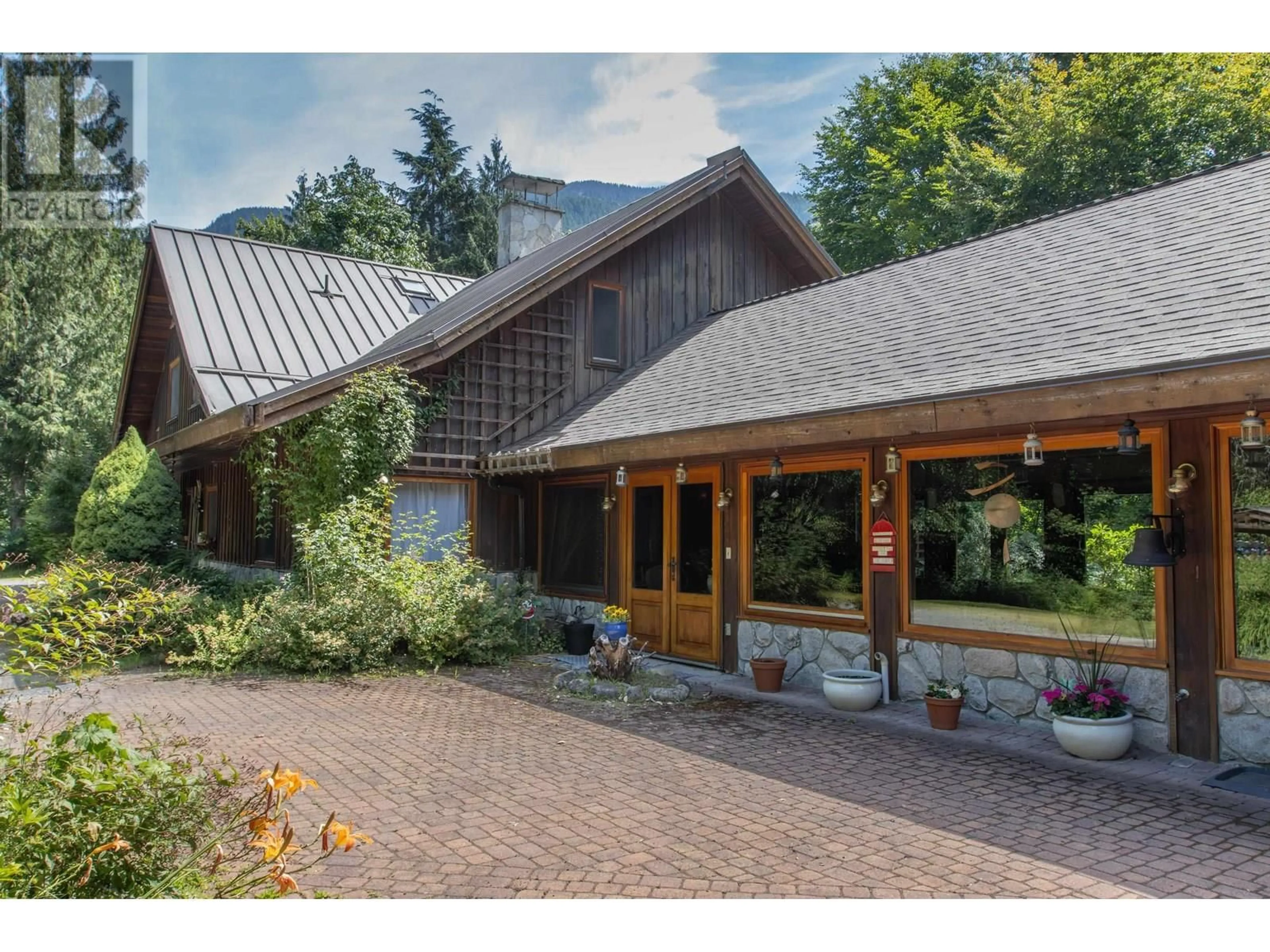 Unknown for 5071 PARADISE VALLEY ROAD, Squamish British Columbia V0N1T0