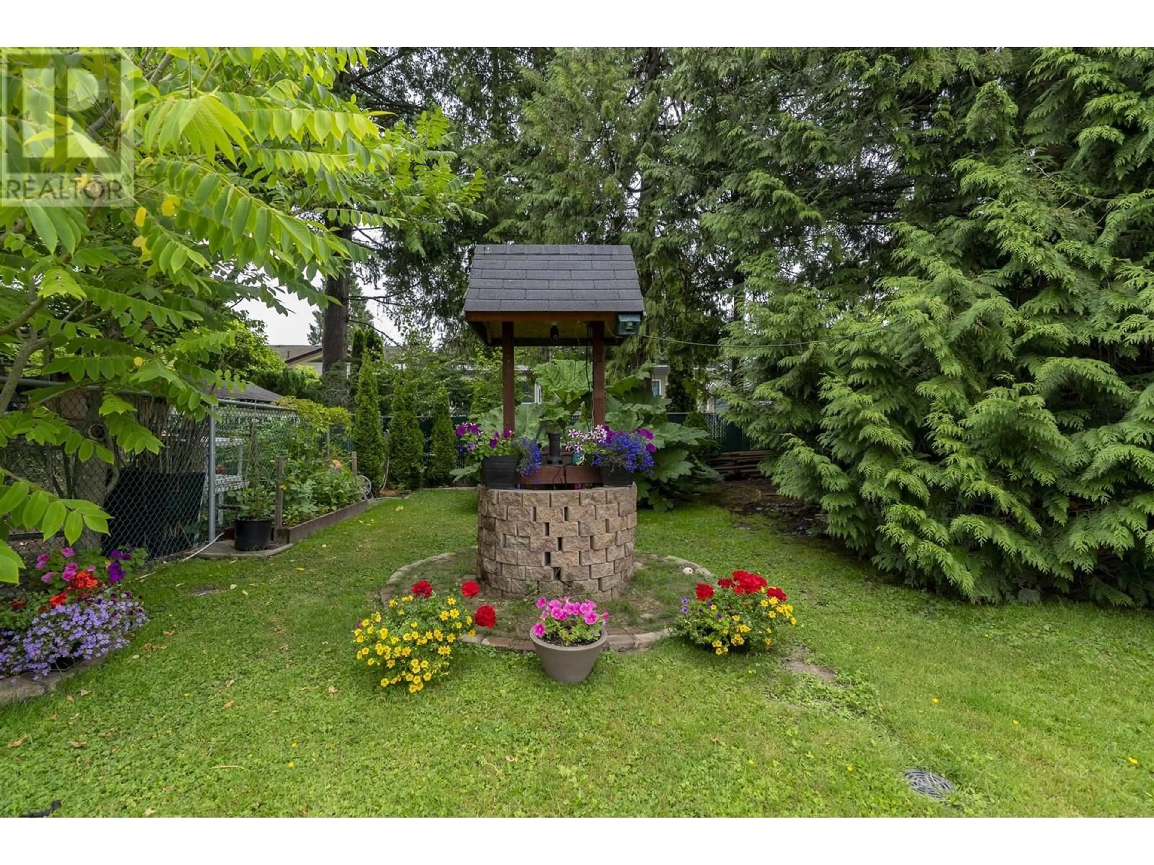 Patio, unknown for 1414 53A STREET, Delta British Columbia V4M3E6