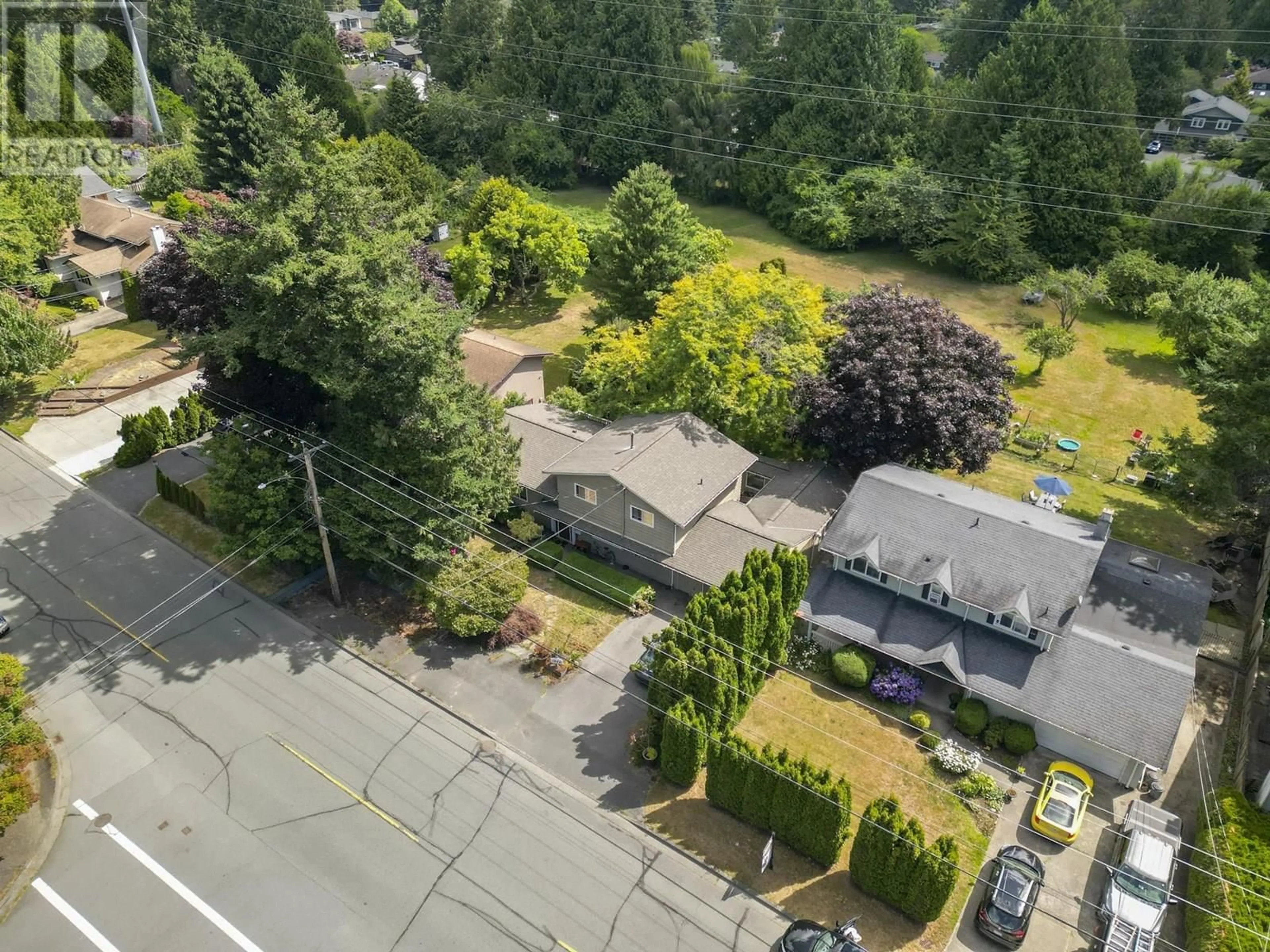 A pic from outside/outdoor area/front of a property/back of a property/a pic from drone, unknown for 1438 53A STREET, Delta British Columbia V4M3E6