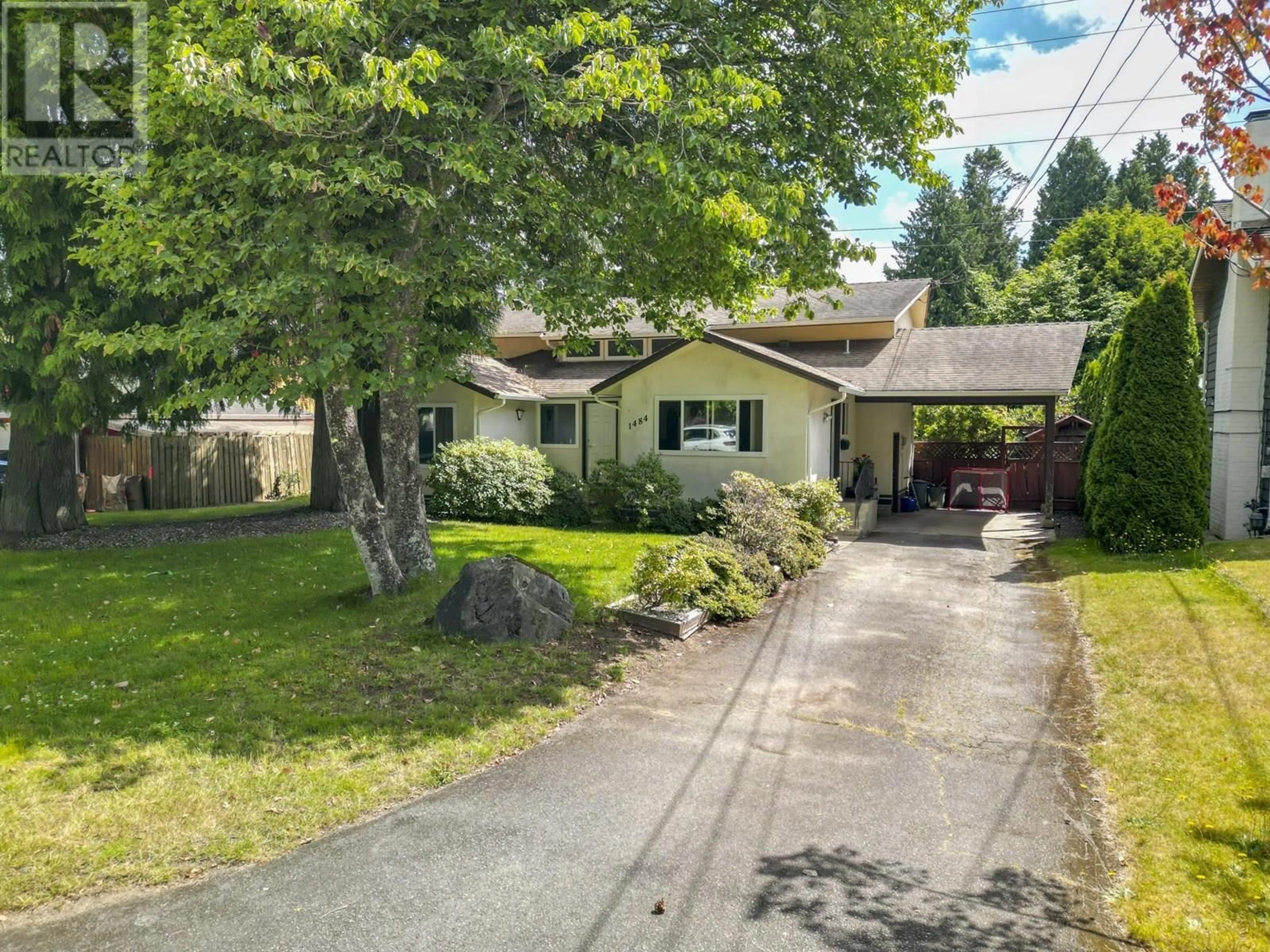 A pic from outside/outdoor area/front of a property/back of a property/a pic from drone, street for 1484 53A STREET, Delta British Columbia V4M3E6