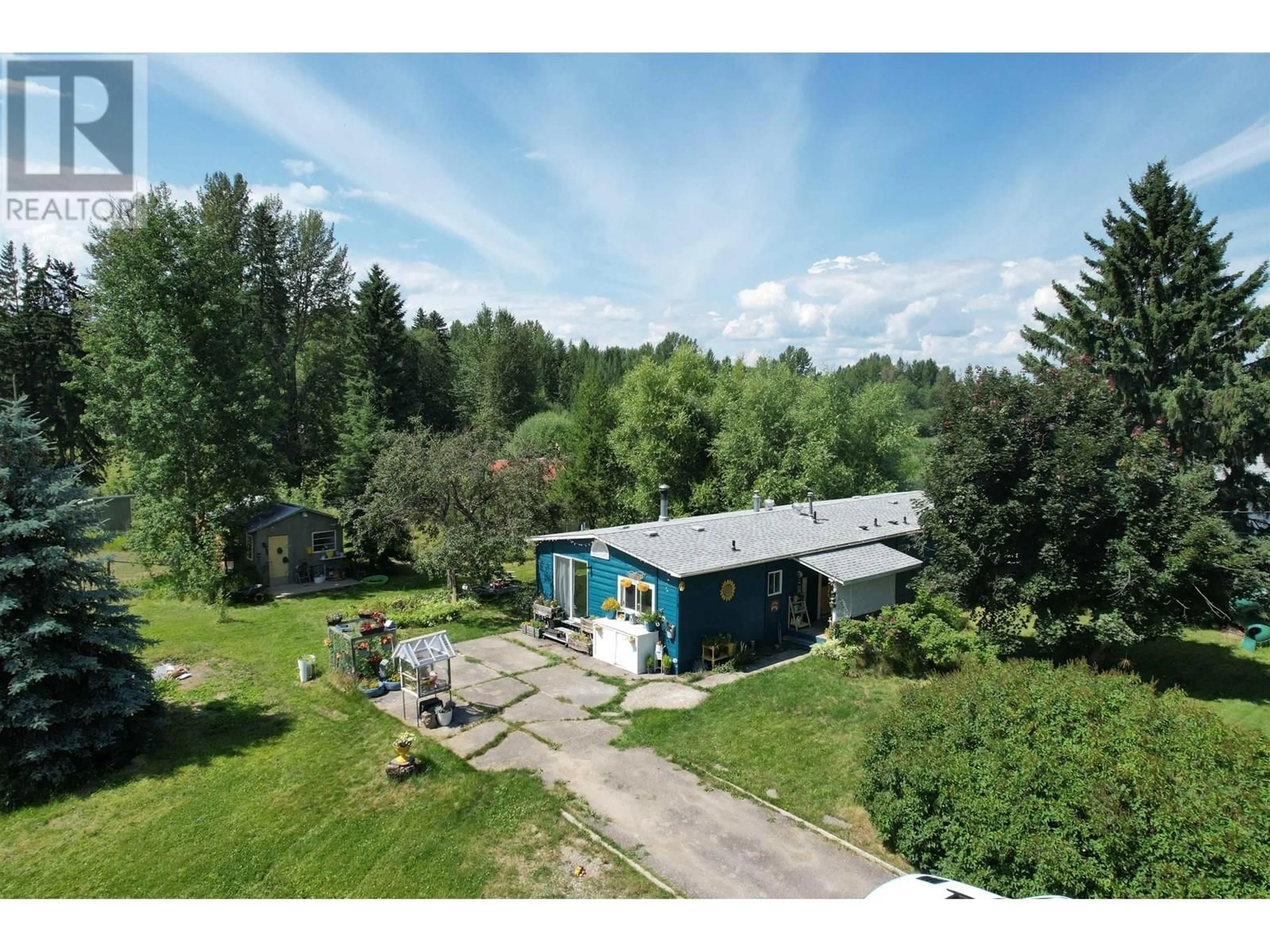 A pic from outside/outdoor area/front of a property/back of a property/a pic from drone, unknown for 351 ELM STREET, Quesnel British Columbia V2J3W7