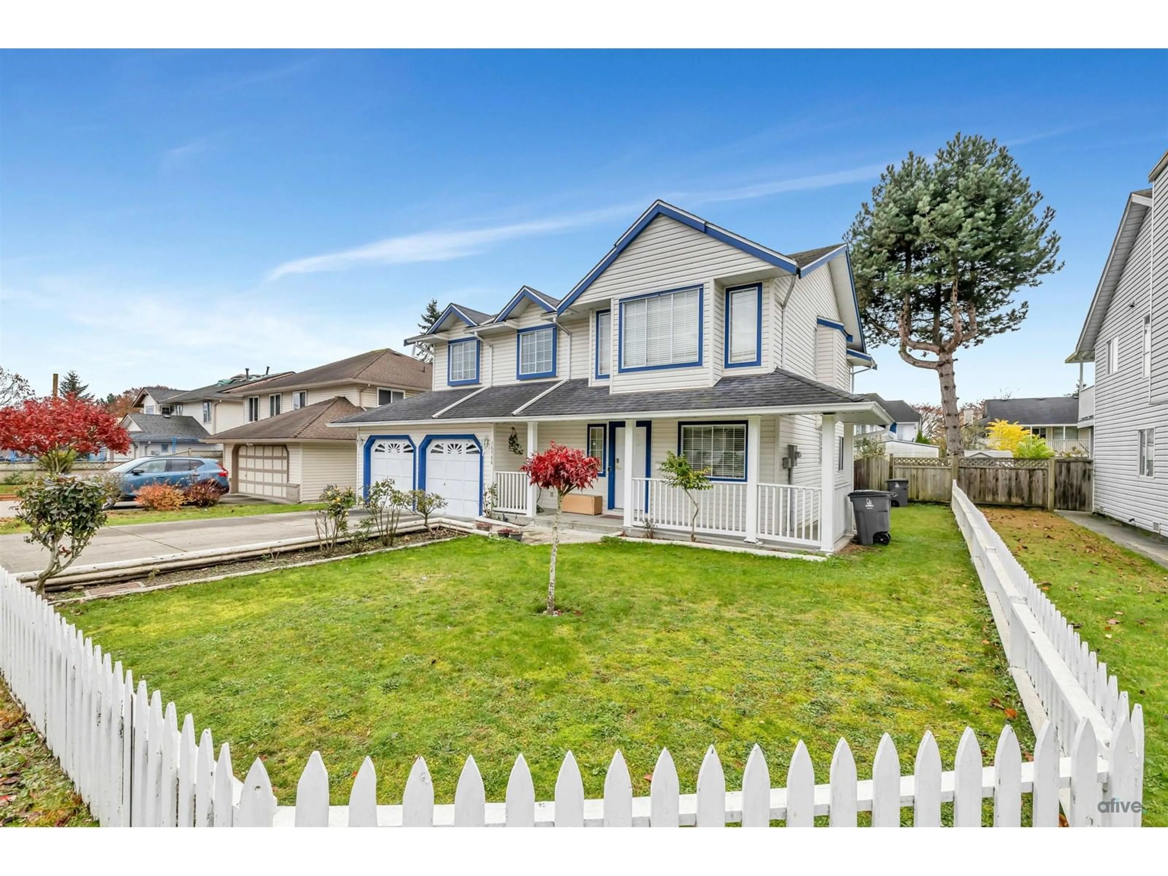 Home with vinyl exterior material, street for 15756 82, Surrey British Columbia V4N0R7