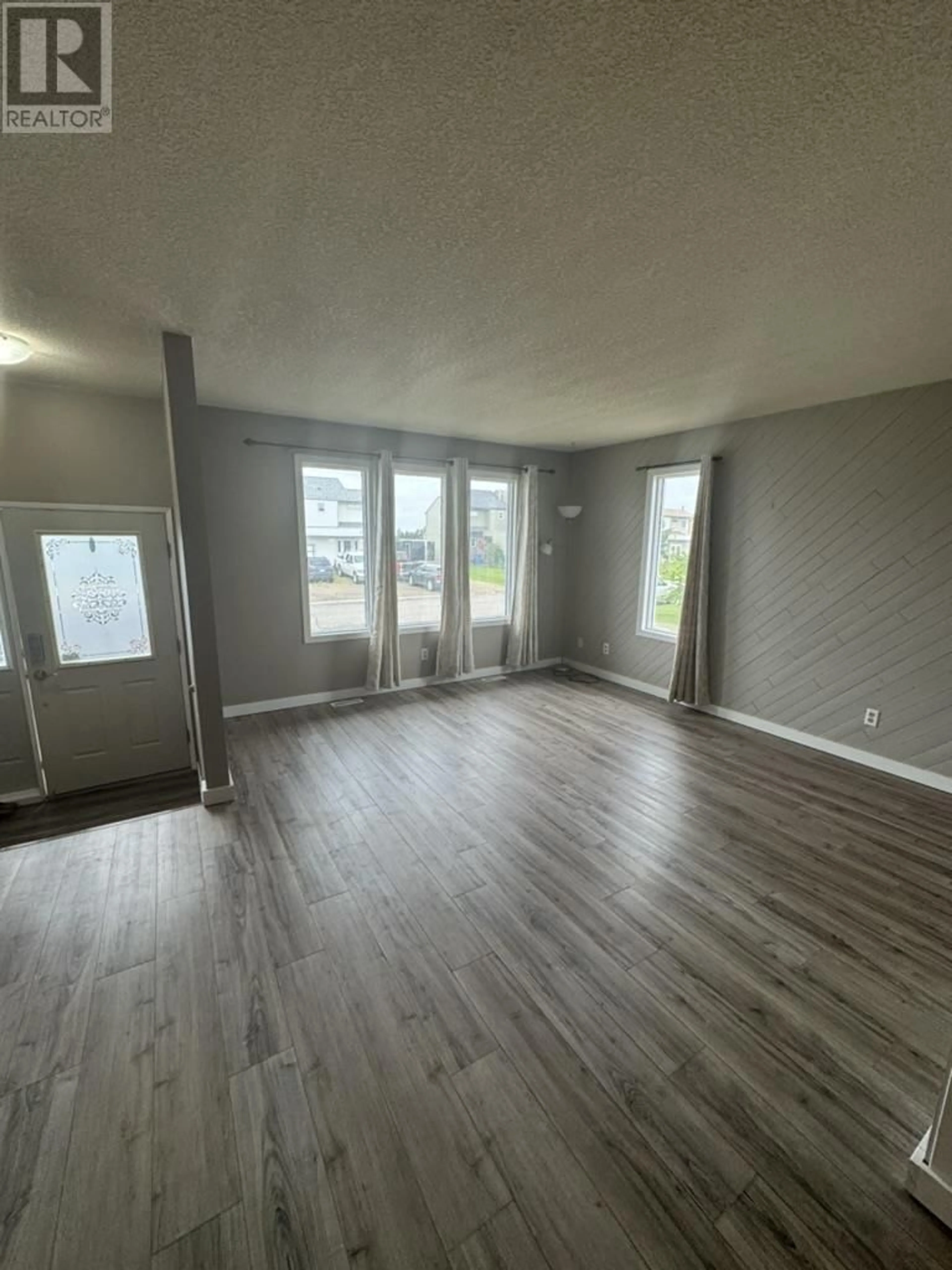 A pic of a room for 10520 88A STREET, Fort St. John British Columbia V1J5X9