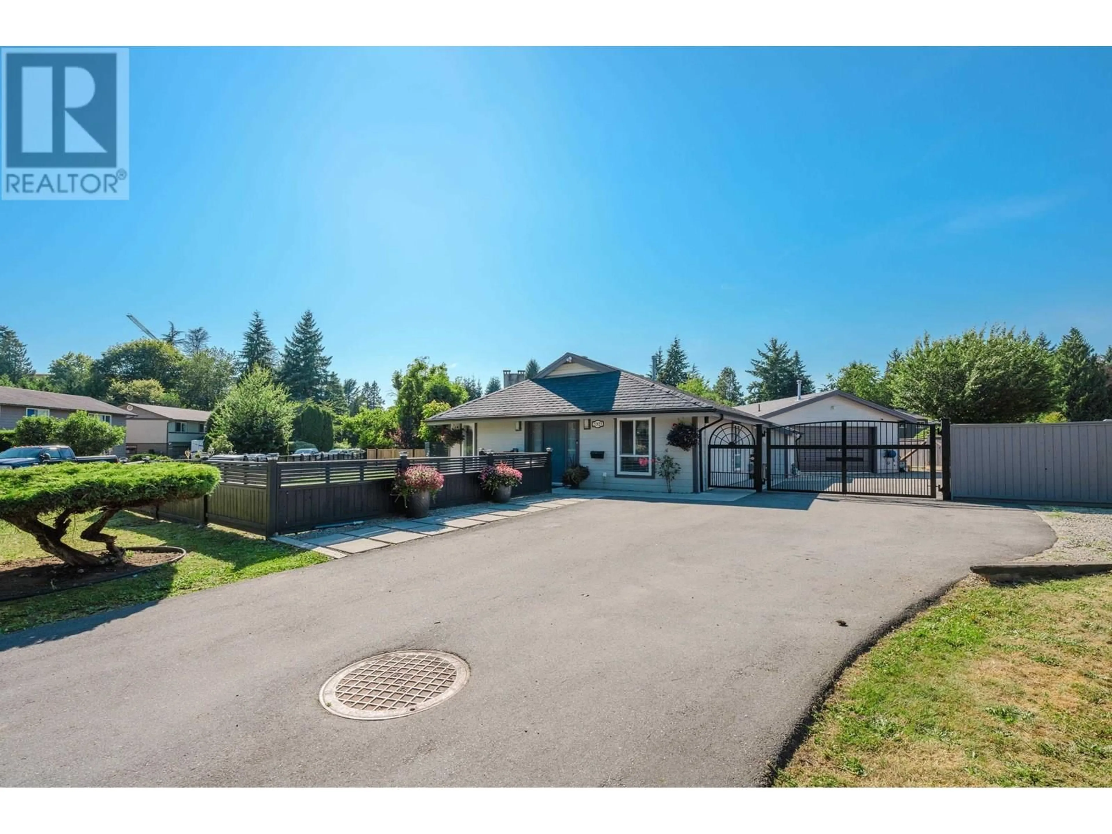 A pic from outside/outdoor area/front of a property/back of a property/a pic from drone, street for 21825 DOVER ROAD, Maple Ridge British Columbia V2X7V6