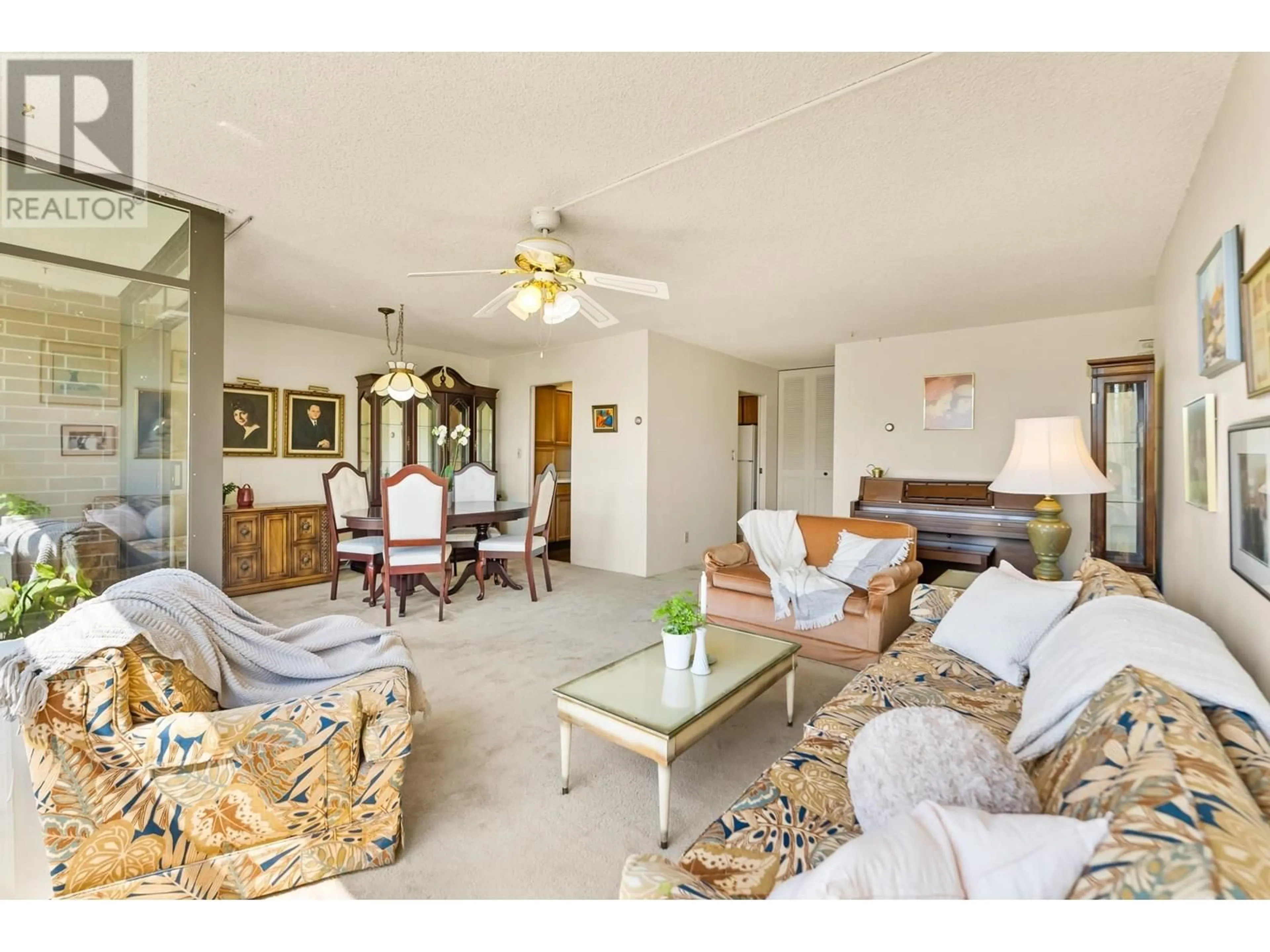 Living room with furniture, unknown for 405 - 2101 MCMULLEN AVENUE, Vancouver British Columbia V6L3B4