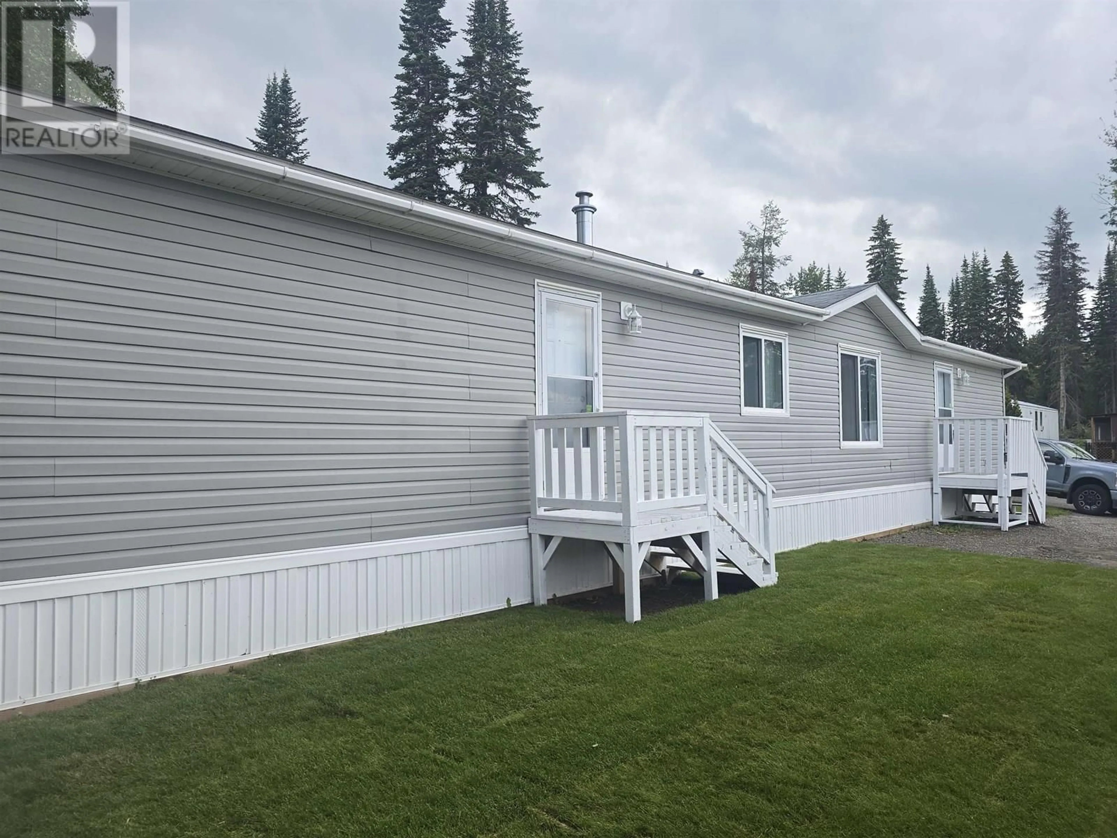 Home with vinyl exterior material, unknown for 18 - 7170 HART HIGHWAY, Prince George British Columbia V2K3A8