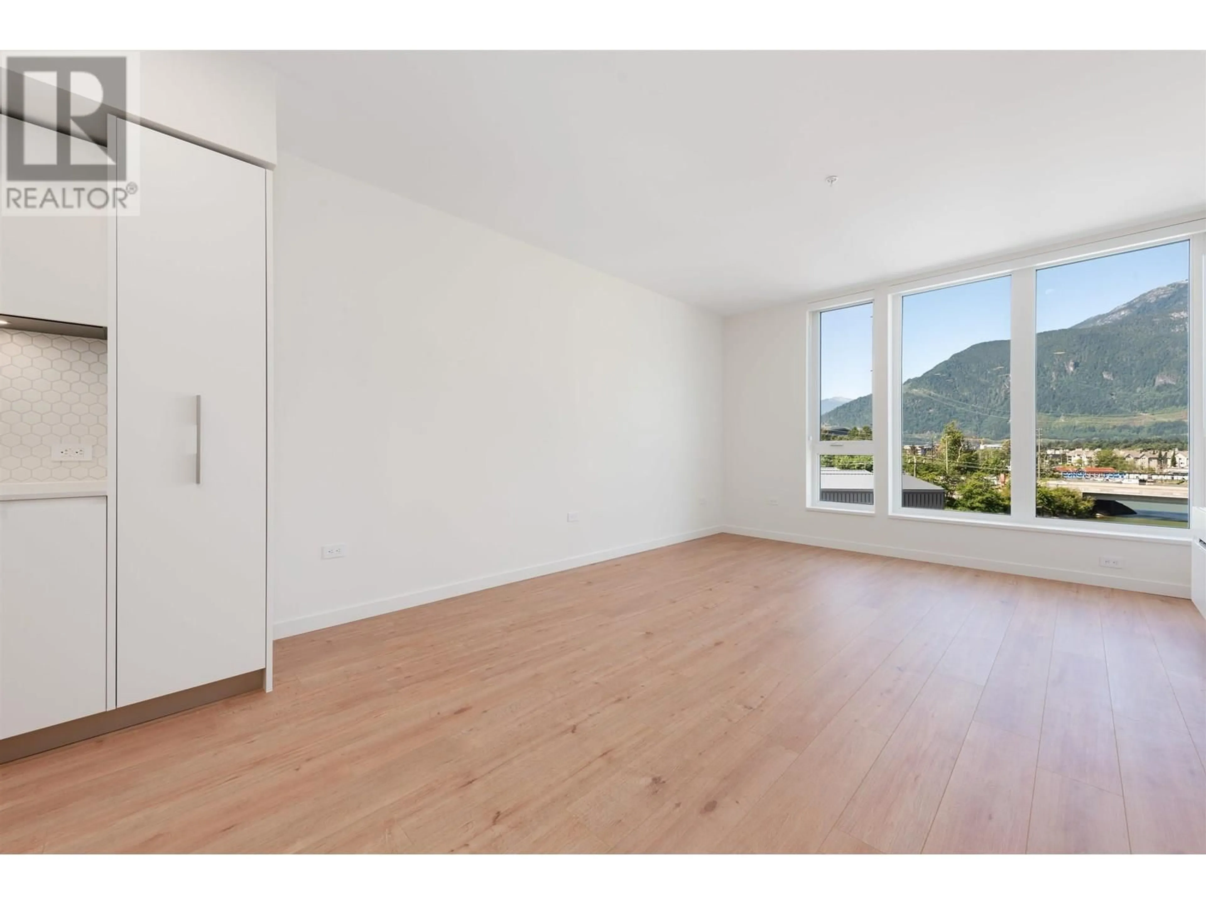 A pic of a room for 415 - 1506 SCOTT CRESCENT, Squamish British Columbia V8B1G4