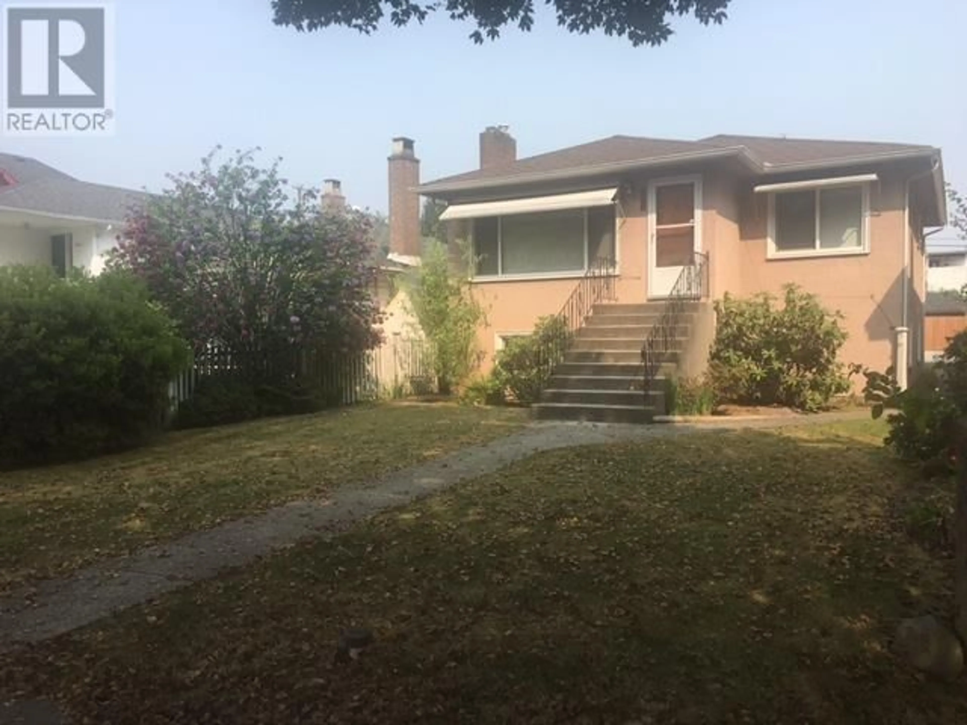 Unknown for 5336 RHODES STREET, Vancouver British Columbia V5R3N8