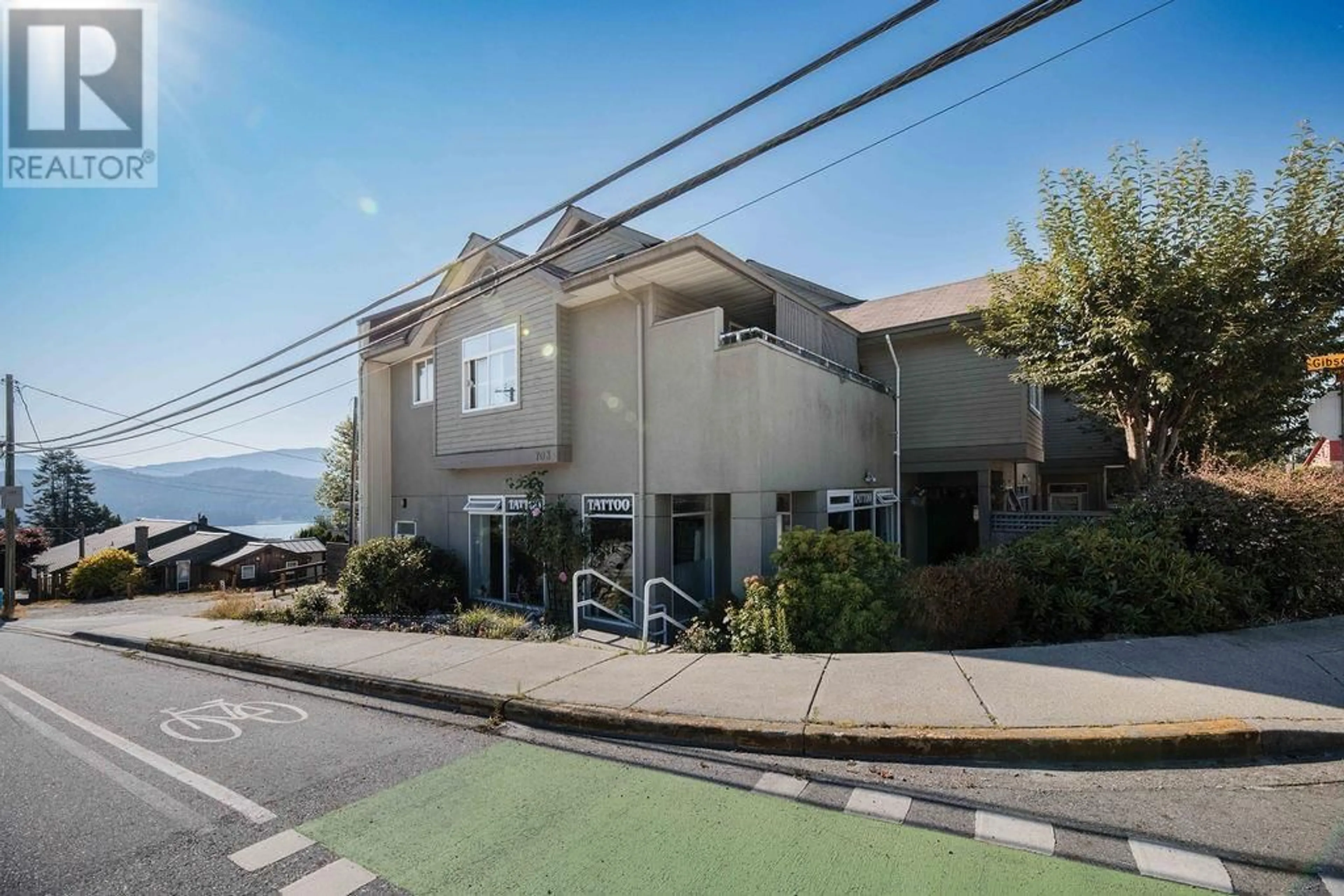 Unknown for 1 - 703 GIBSONS WAY, Gibsons British Columbia V0N1V9