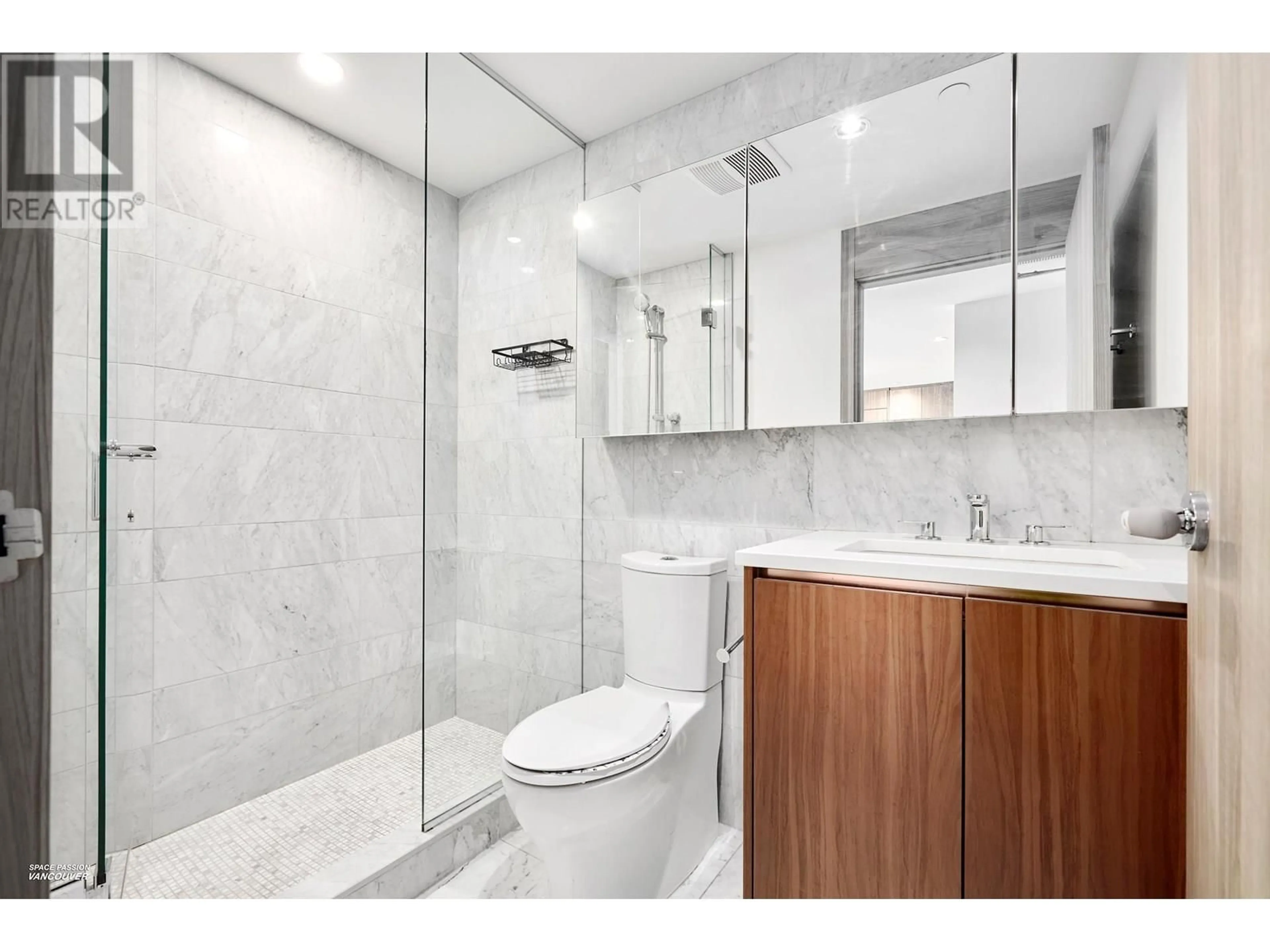 Standard bathroom, ceramic/tile floor for 2421 - 89 NELSON STREET, Vancouver British Columbia V6Z0E7